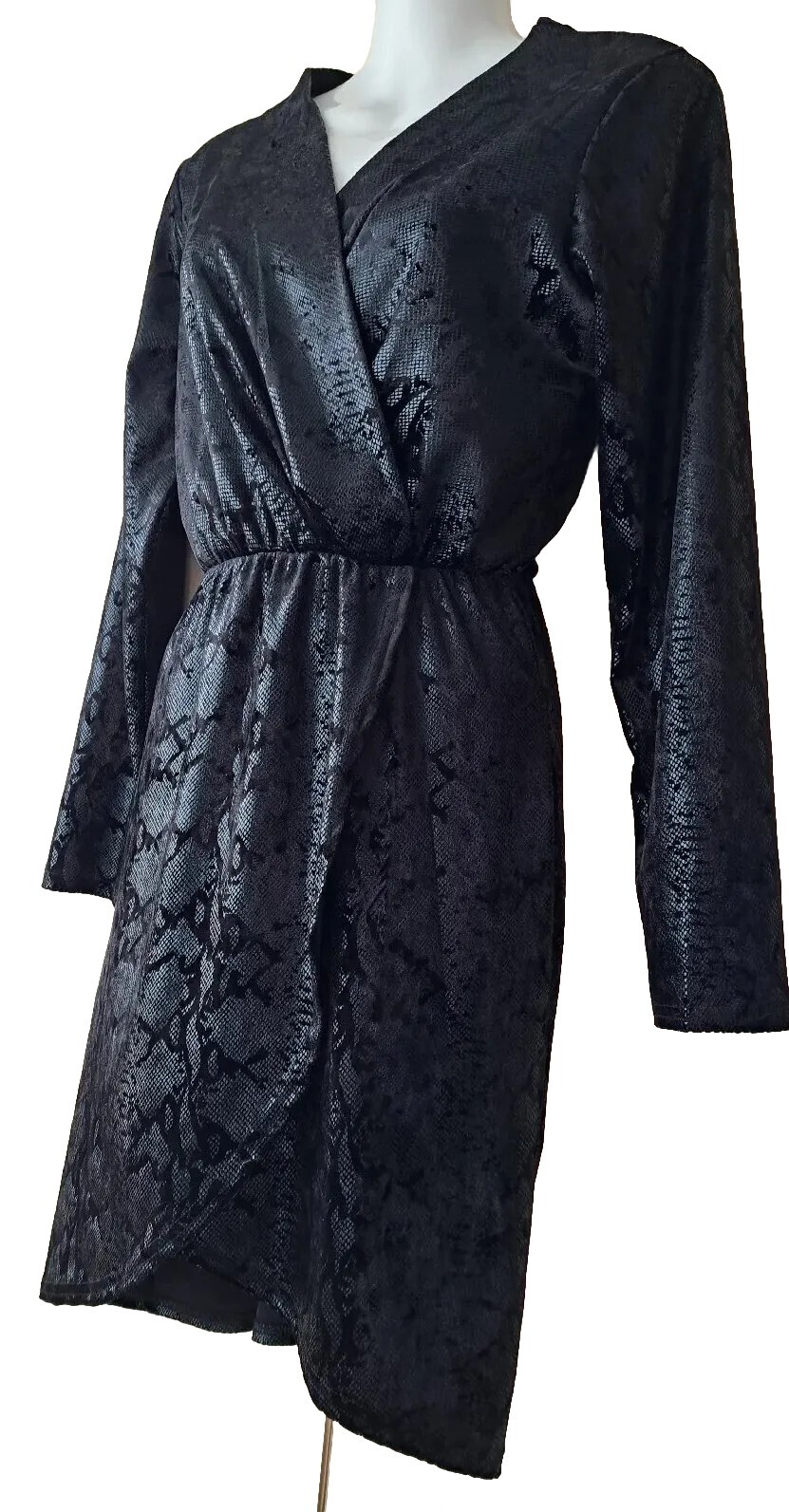 Womans Dress Kurt Muller Black wrapped snakeskin printed long sleeves Size 12