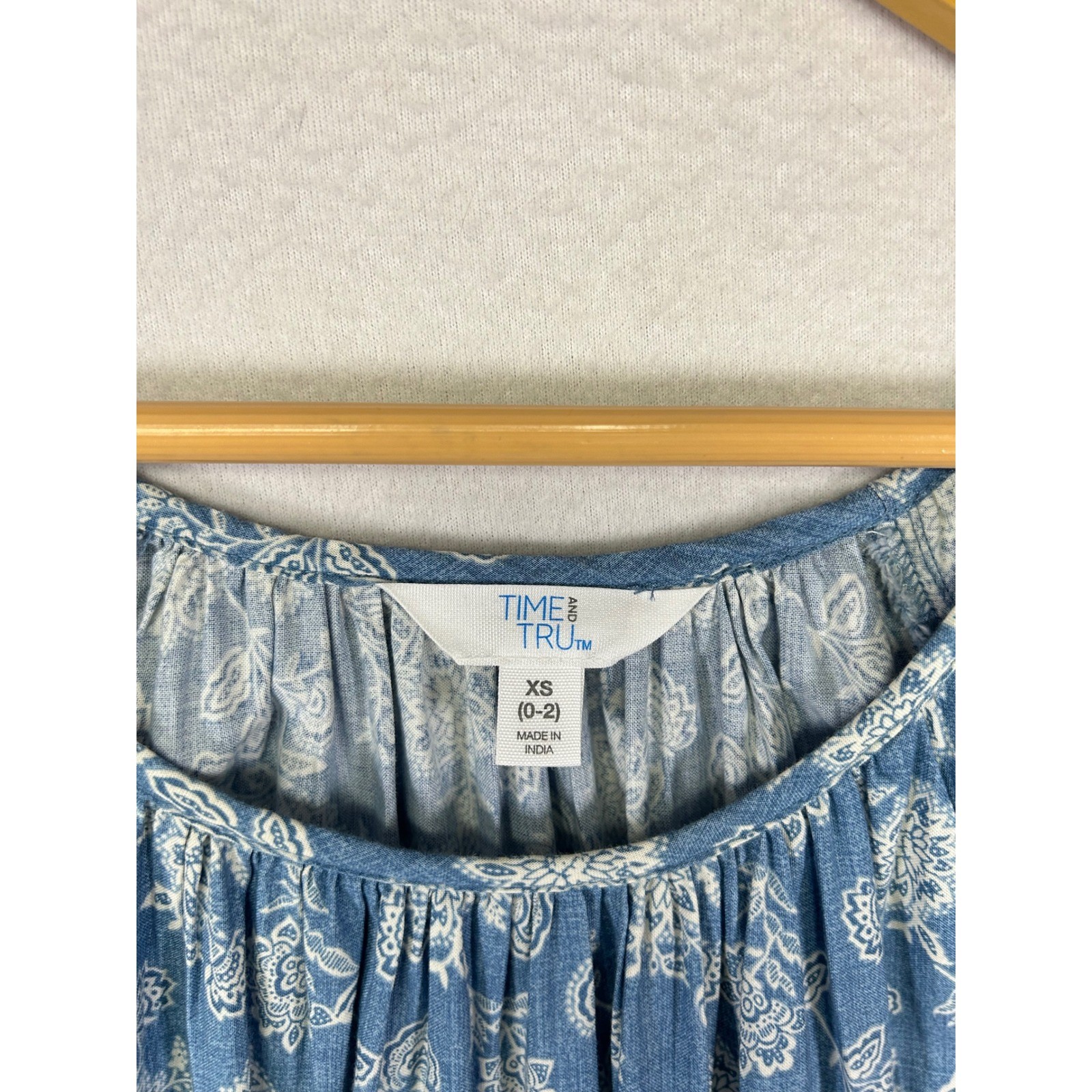 Boho Cottagecore Time and Tru Women XS Blue Floral Cap Sleeve Pocket Shift Dress