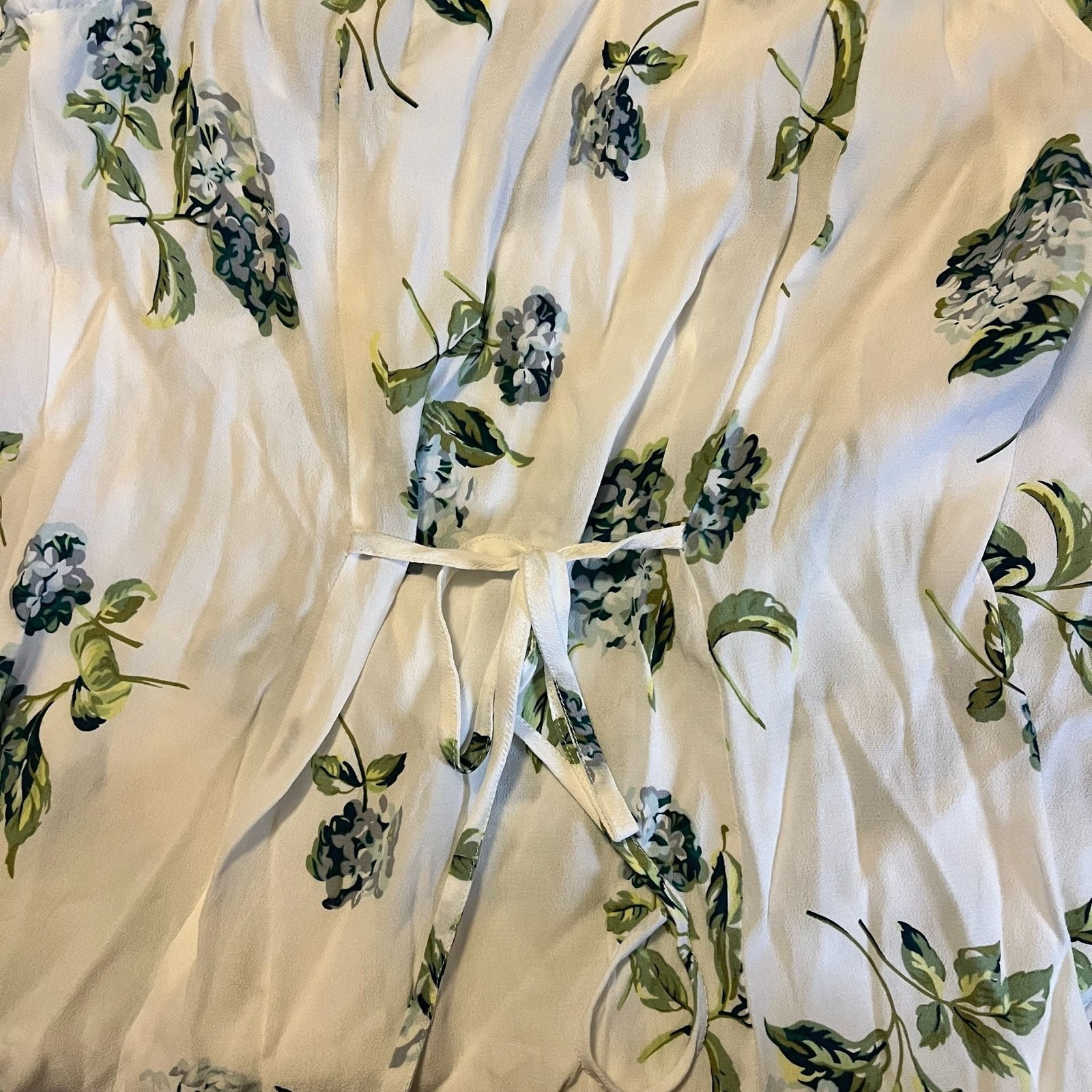 Rolla’s Claire Hydrangea Midi Dress White Floral Size Small
