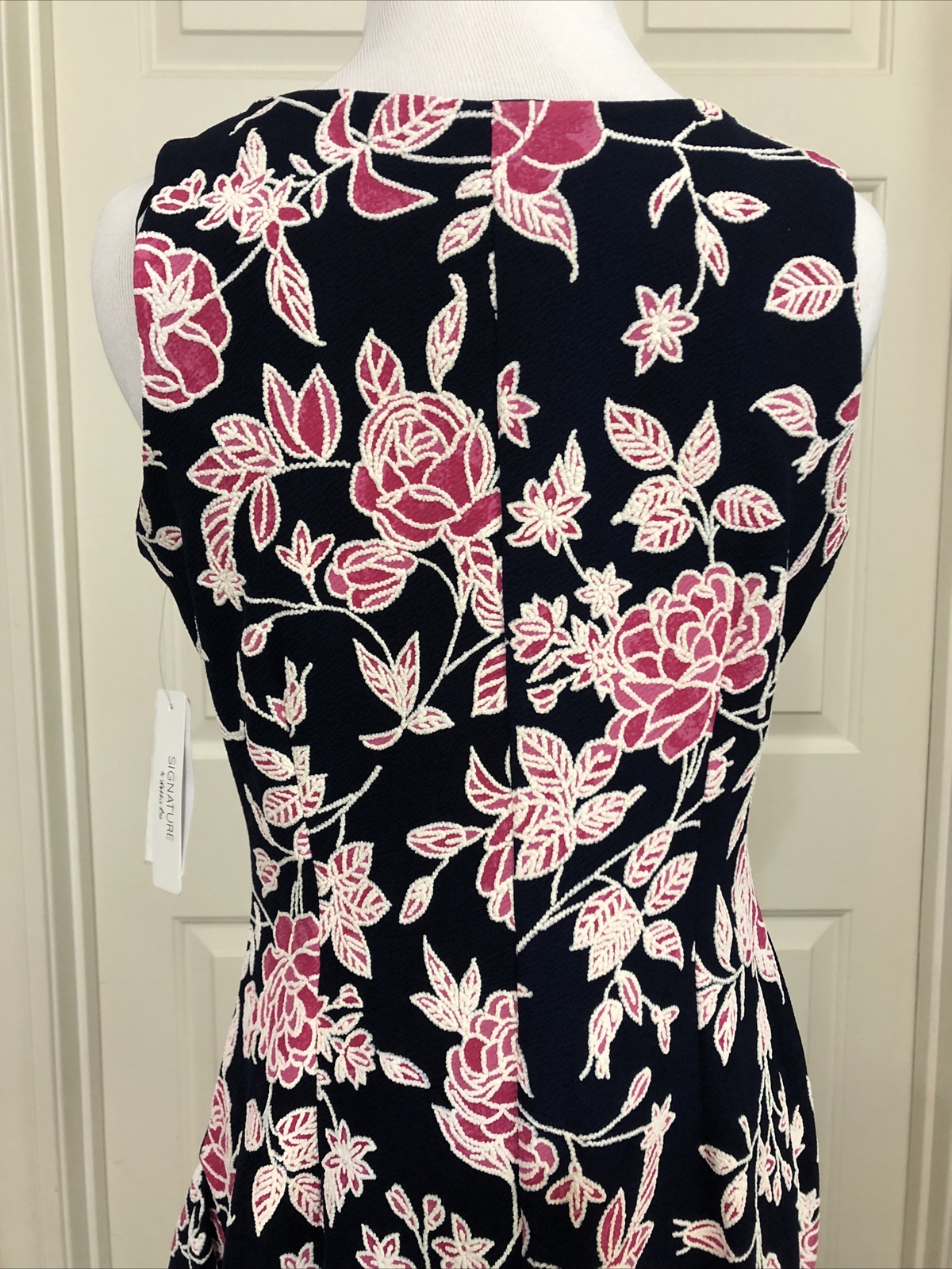 NWT Signature Robbie Bee size PM navy pink white sleeveless floral ruffle dress