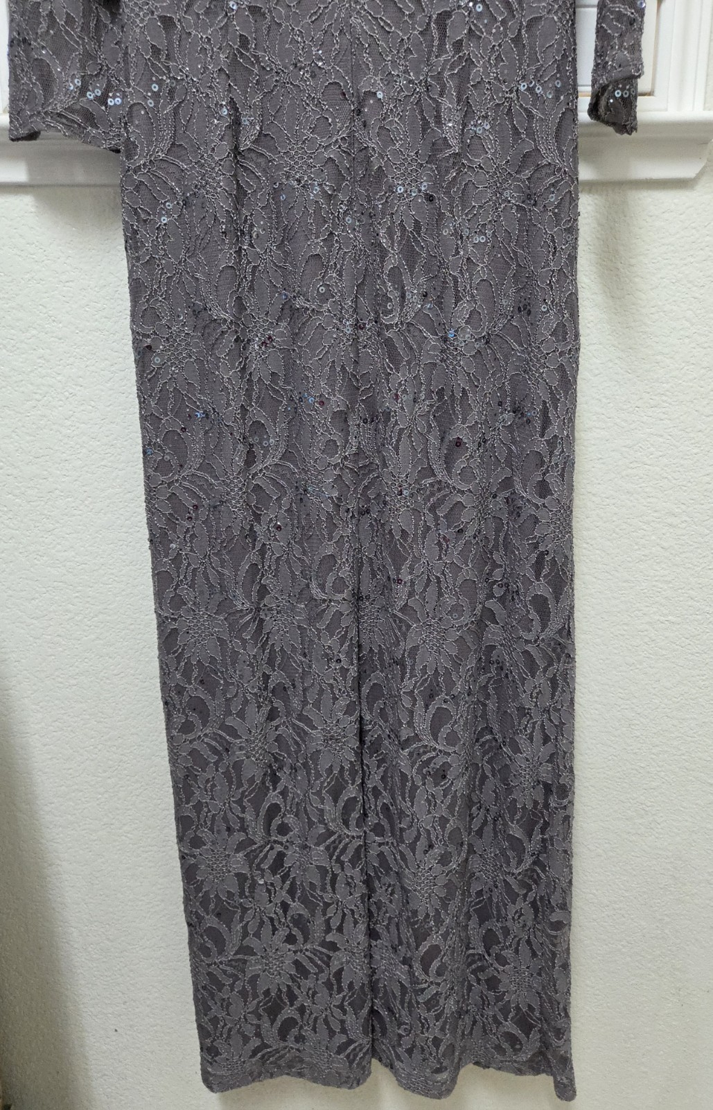 Jessica Howard Gray Lace Sequence Midi Dress Size 12 3/4 Sleeve Beaded Neck…