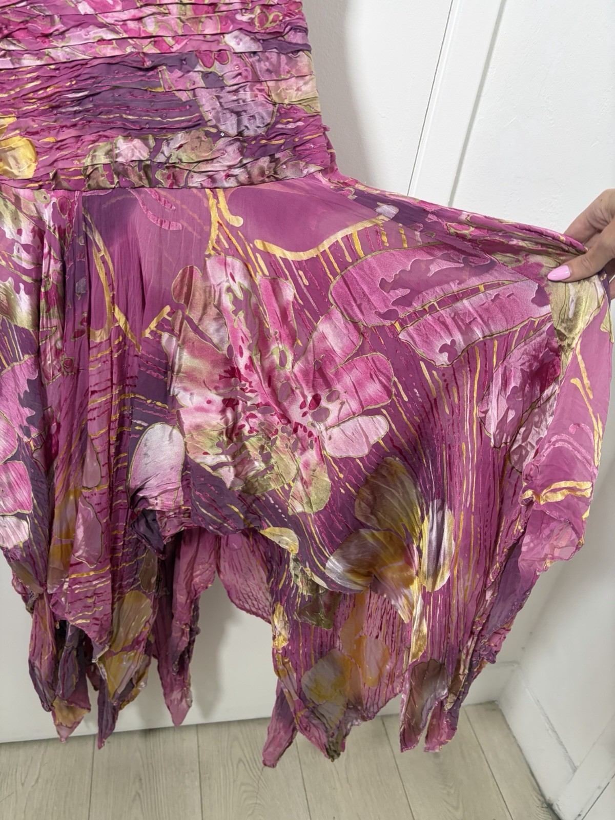 Olle USA Abstract Sequin Ruched V-Neck Midi Strappy Handkerchief Hem Y2K Fairy
