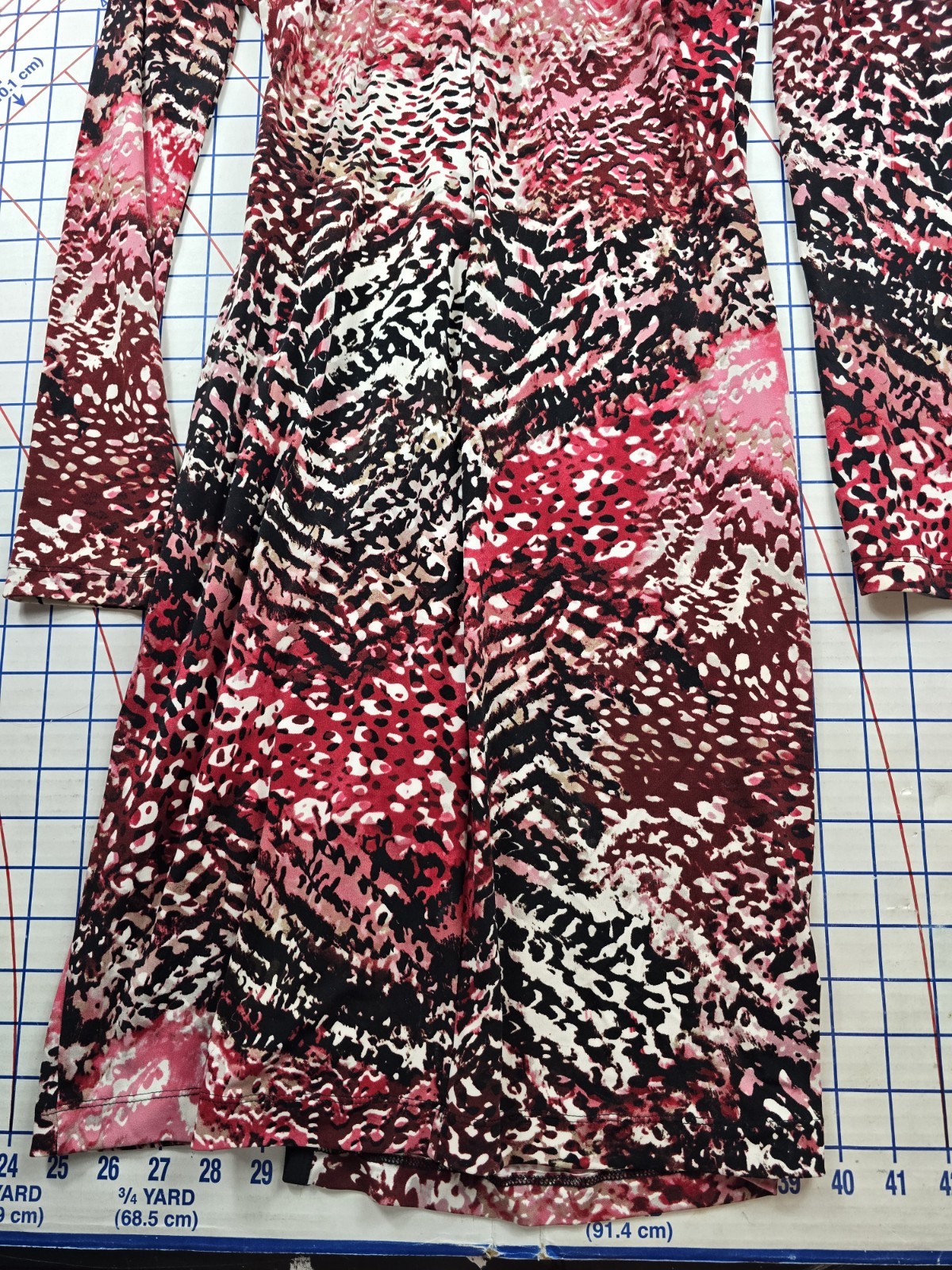 Calvin Klein Red Wrap Dress Size 6 V Neck Wrap Around Long Sleeve USED GOOD