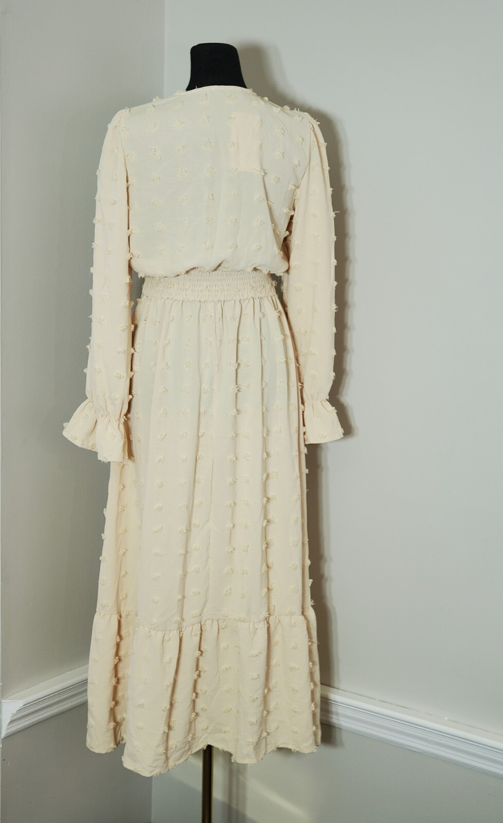 Bogo Swiss Dots Smocked Ruffle Maxi Dress Cream Size Small NWT RT$59