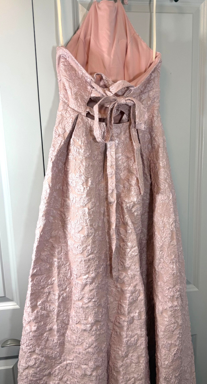 Unithorse Pink Jacquard Halter Formal Dress Women’s Size S US 4 Lace-Up Back Gow
