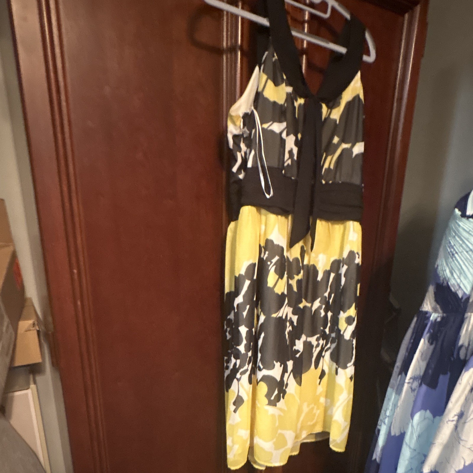 Cato washedWomen’s Yellow Black White Floral Halter Sleeveless Knee Length Dress
