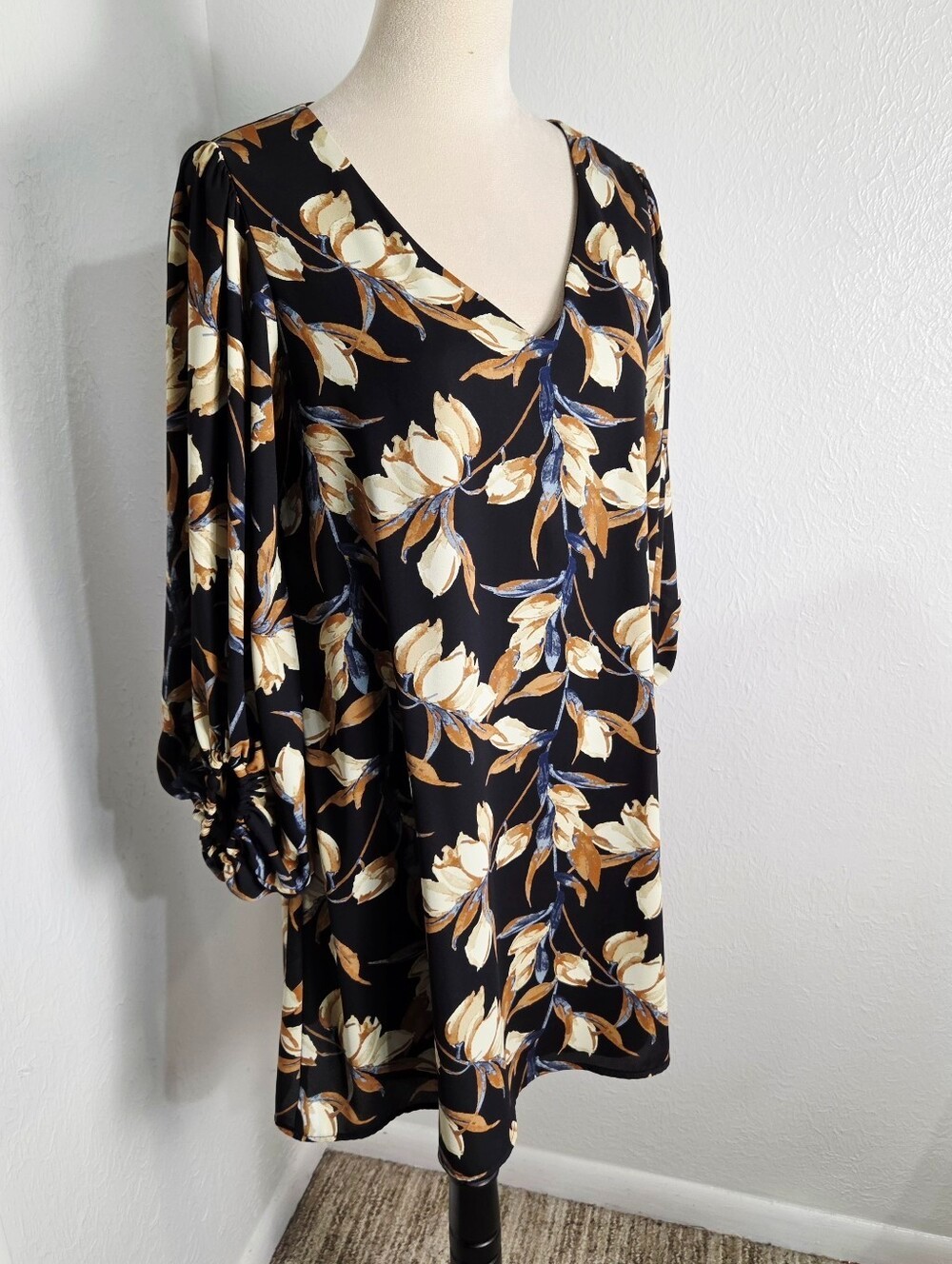 Adrienne Black, Cream, Blue Rust Floral Shift Dress Long Balloon Sleeves, Small