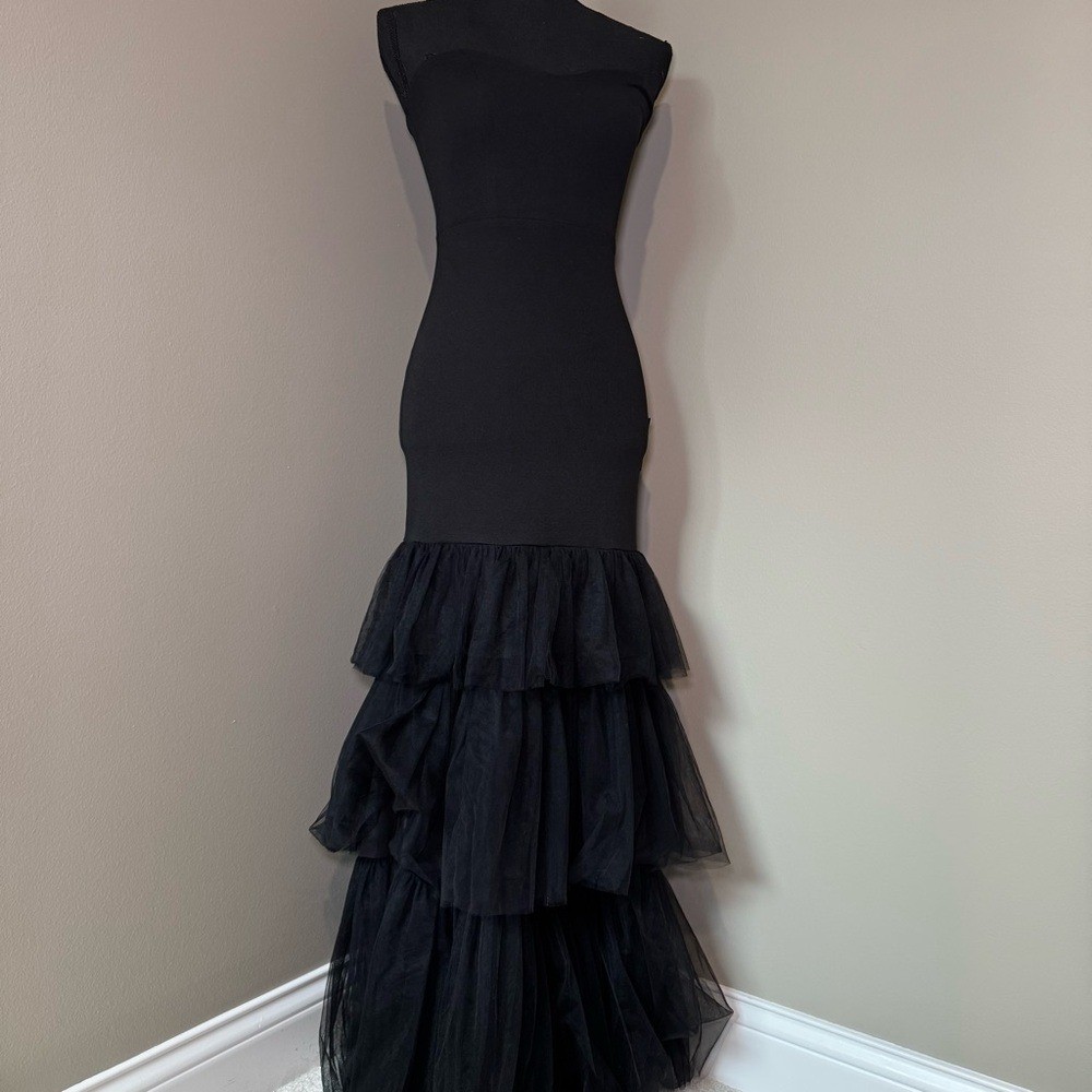 Women’s Lulus Dramatic Fanatic Black Strapless Tulle Trumpet Maxi Dress Size XS