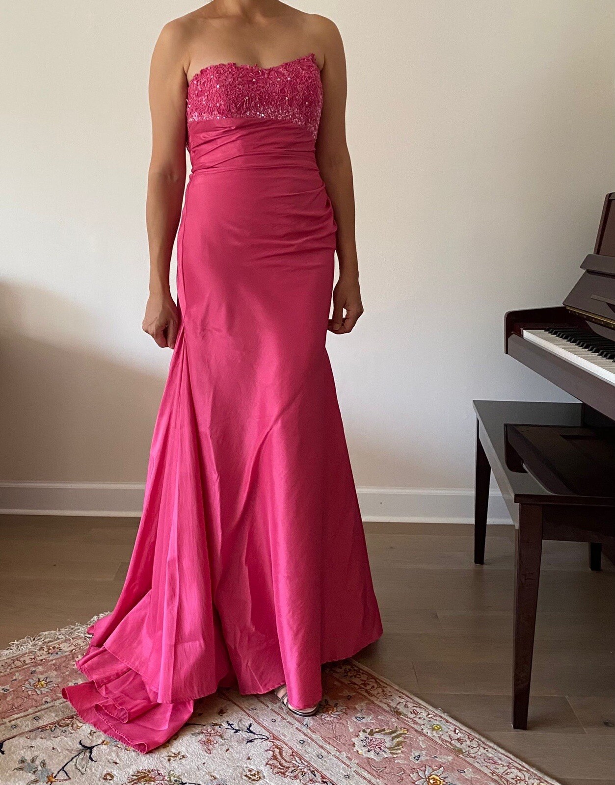 JOVANI FORMAL/WEDDING DRESS/GOWN #81120 SIZE 4 With Scarf