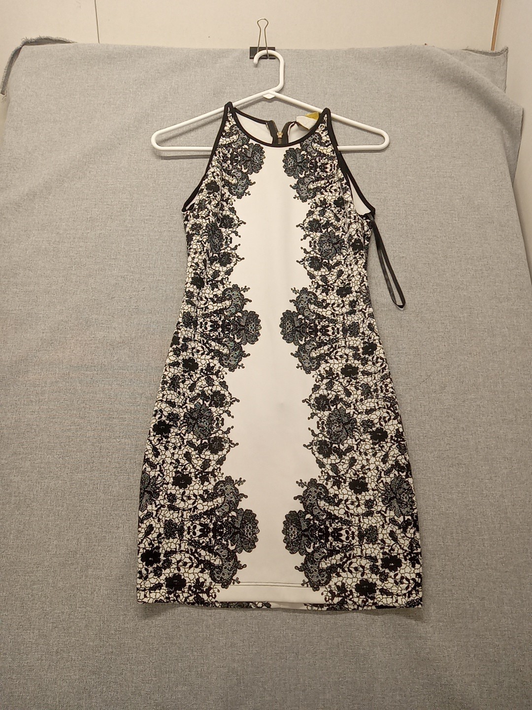 B. Darlin Dress Women’s Size 5/6 Black & White Floral Print Tank Zip Stretch