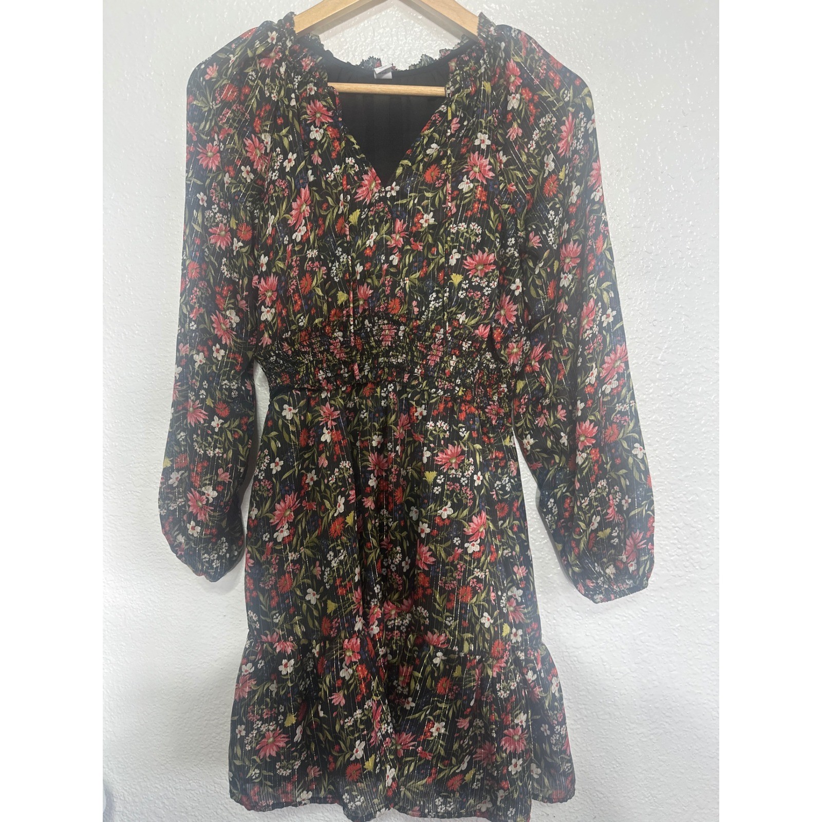 Old Navy Floral Metallic Lurex Smocked Mini Dress Black Red Pink Gold Long Sleev