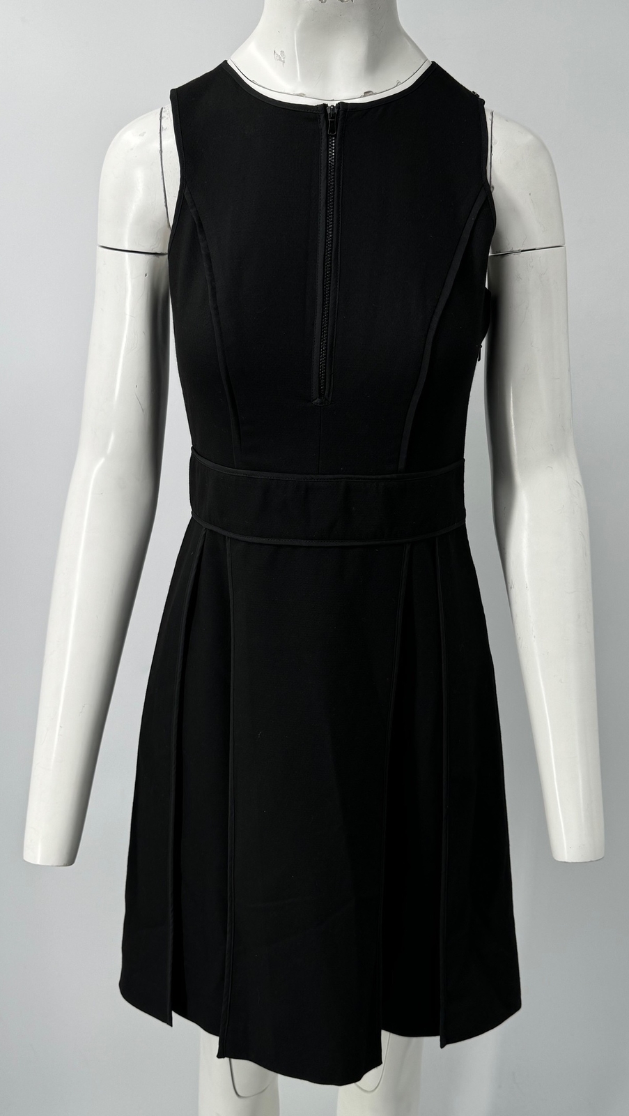 Sportmax Code black sleeveless knee length A-line inverted pleats dress sz 8