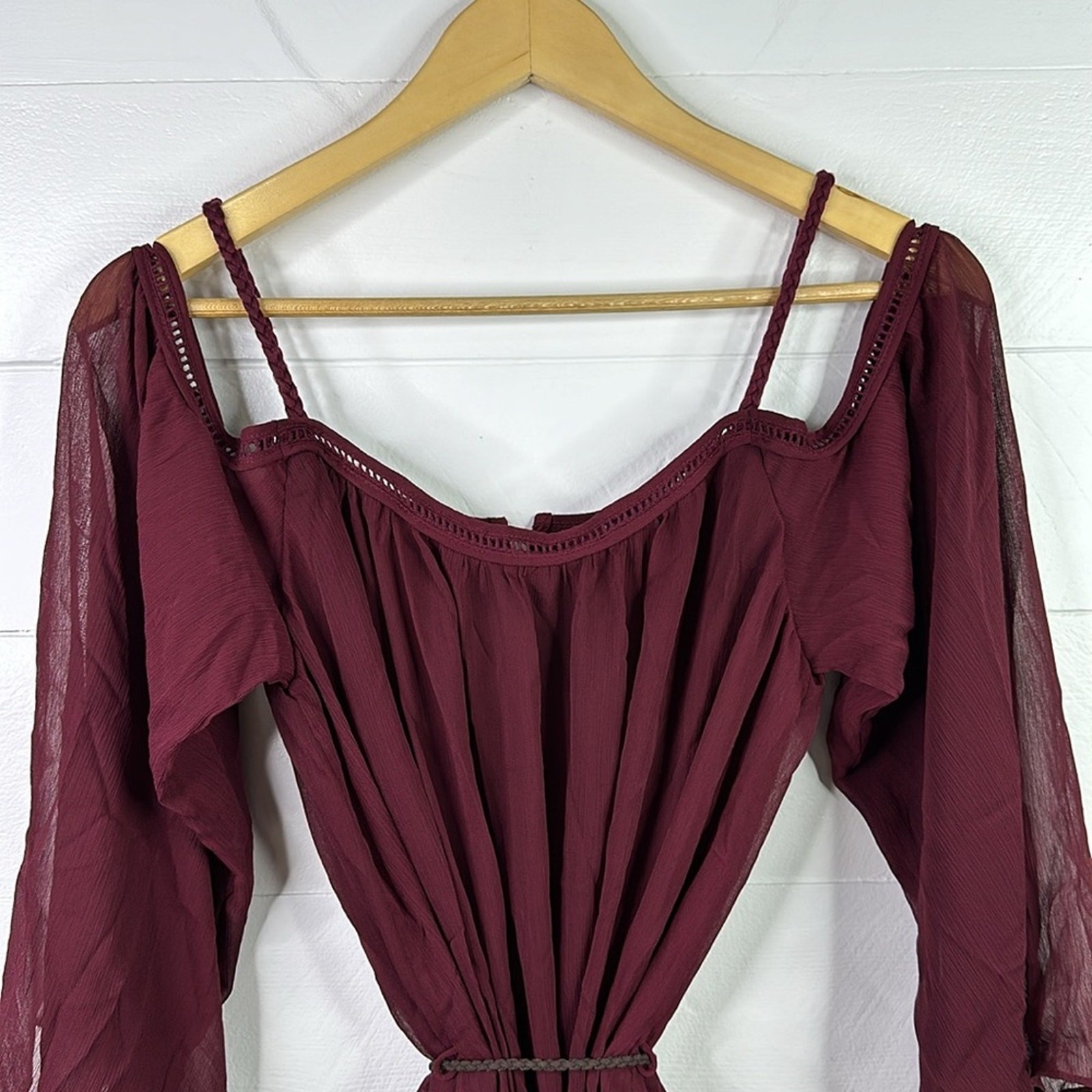 DOUBLE ZERO Wine Open Shoulder Wide Sleeve Polyester Tassle Dress Size Small