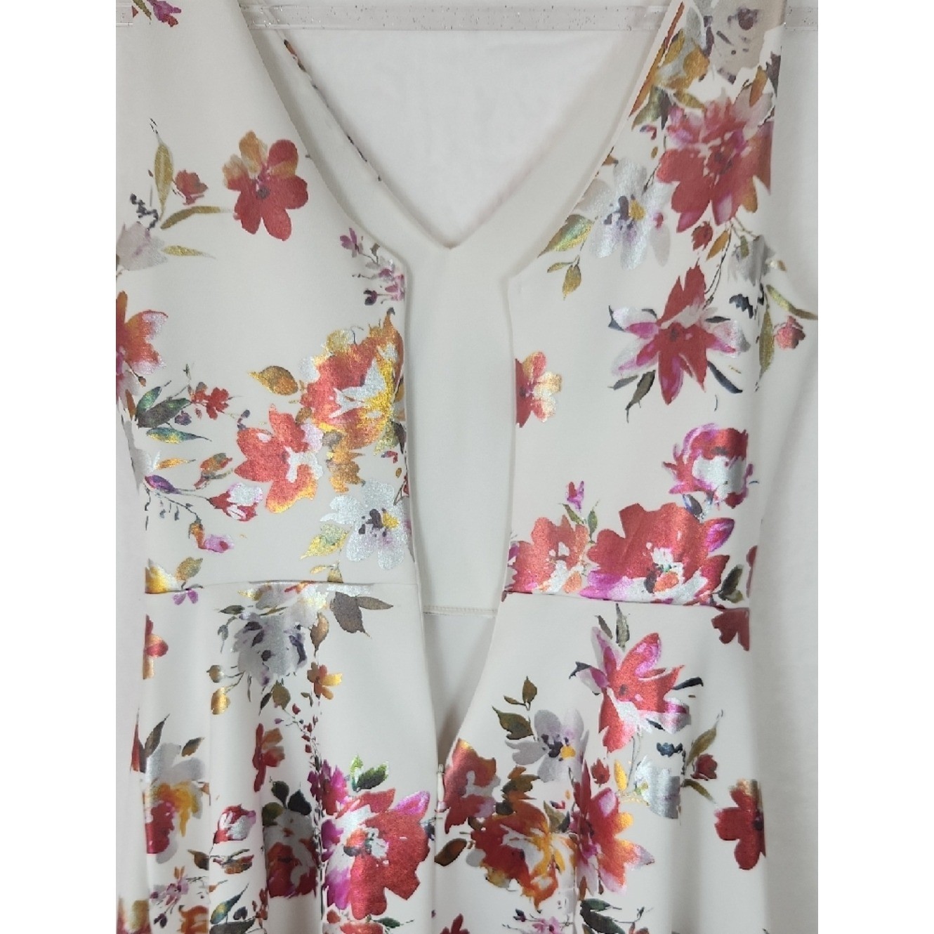 Soprano Floral Fit and Flare Sleeveless Dress Size Large V Neck Zipper Back
