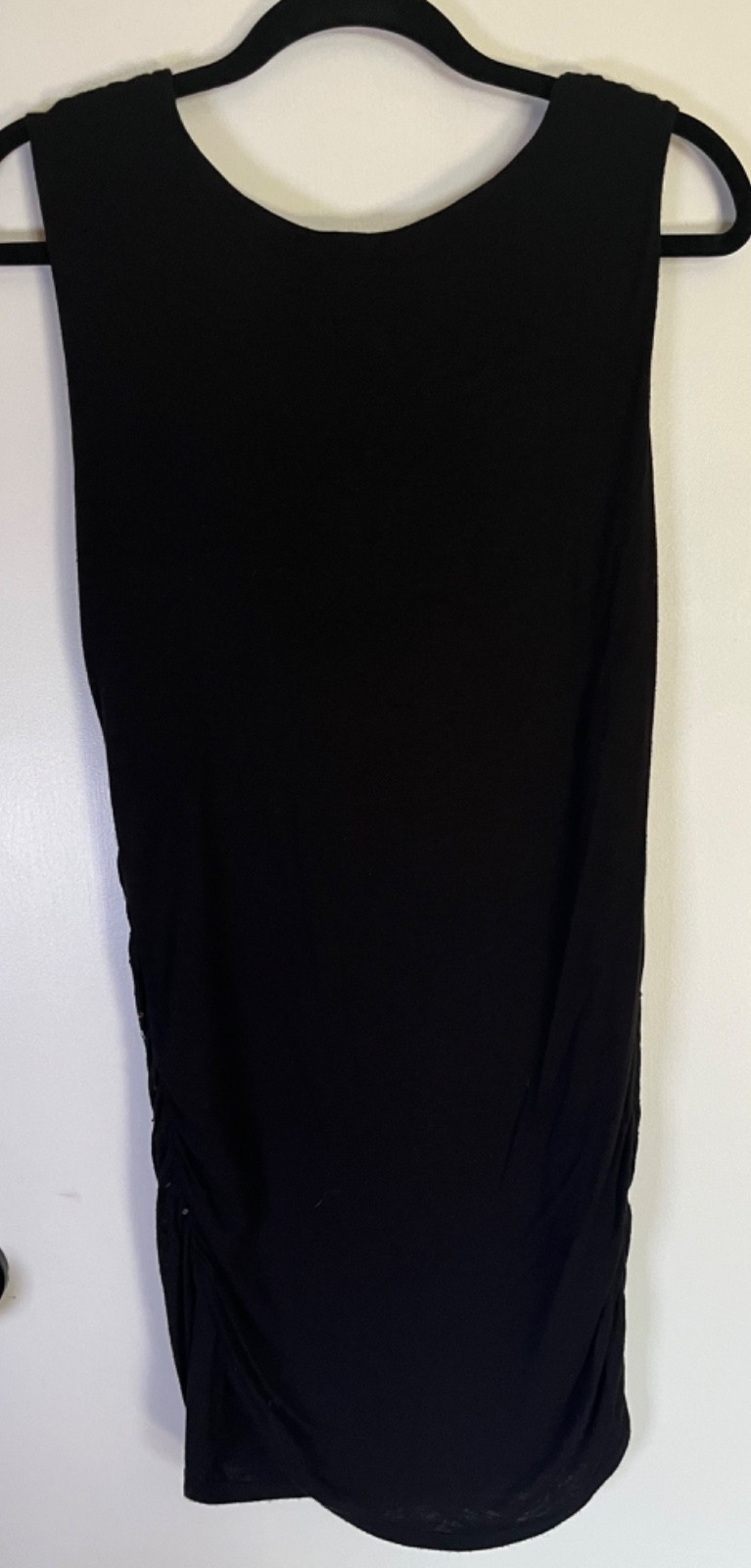 Simple & Sexy Little Black Sequin Side Rouched BCBG Dress Sz M Night Out Beach