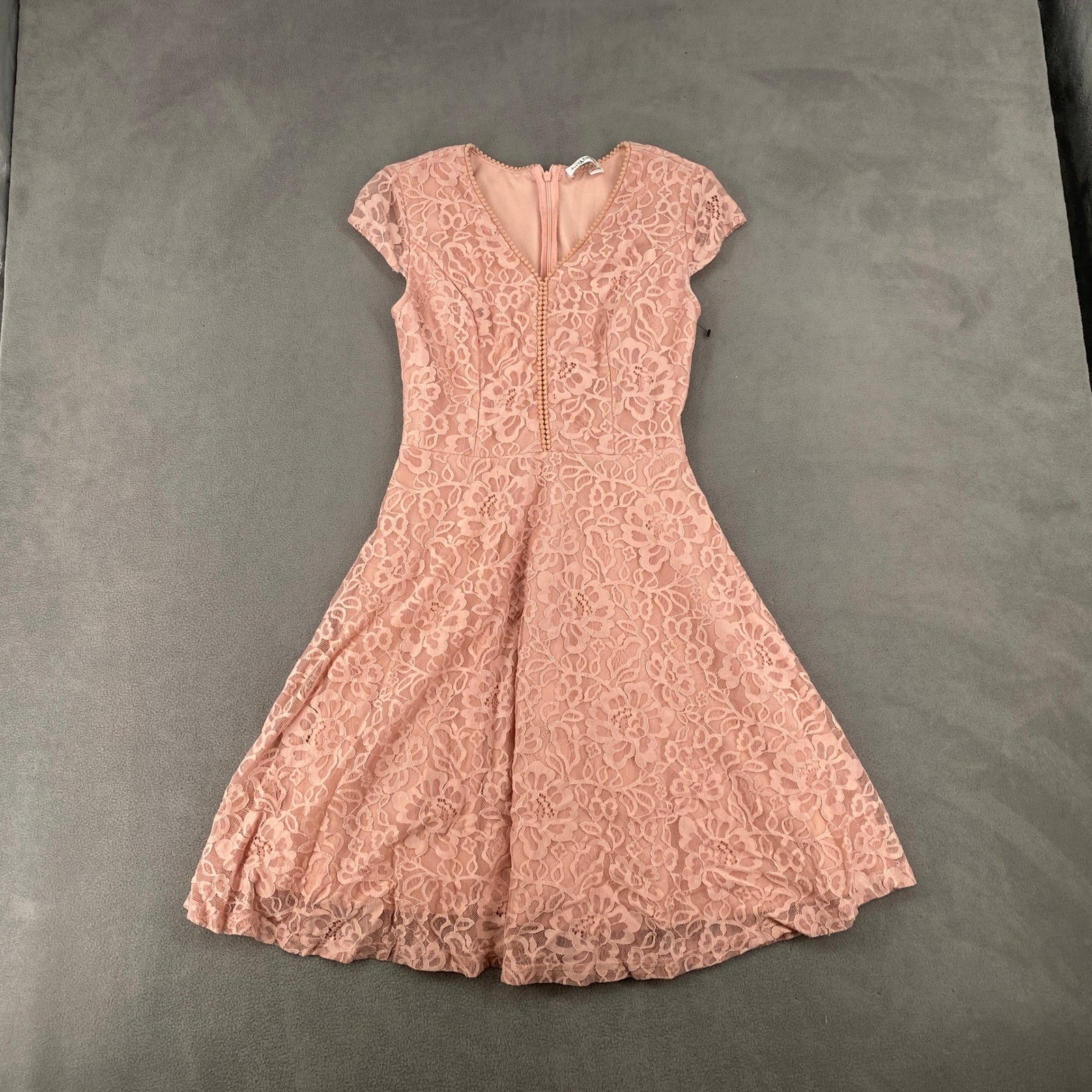 MUA DRESS Pink Floral Lace Fit and Flare V-Neck Cocktail Dress Small