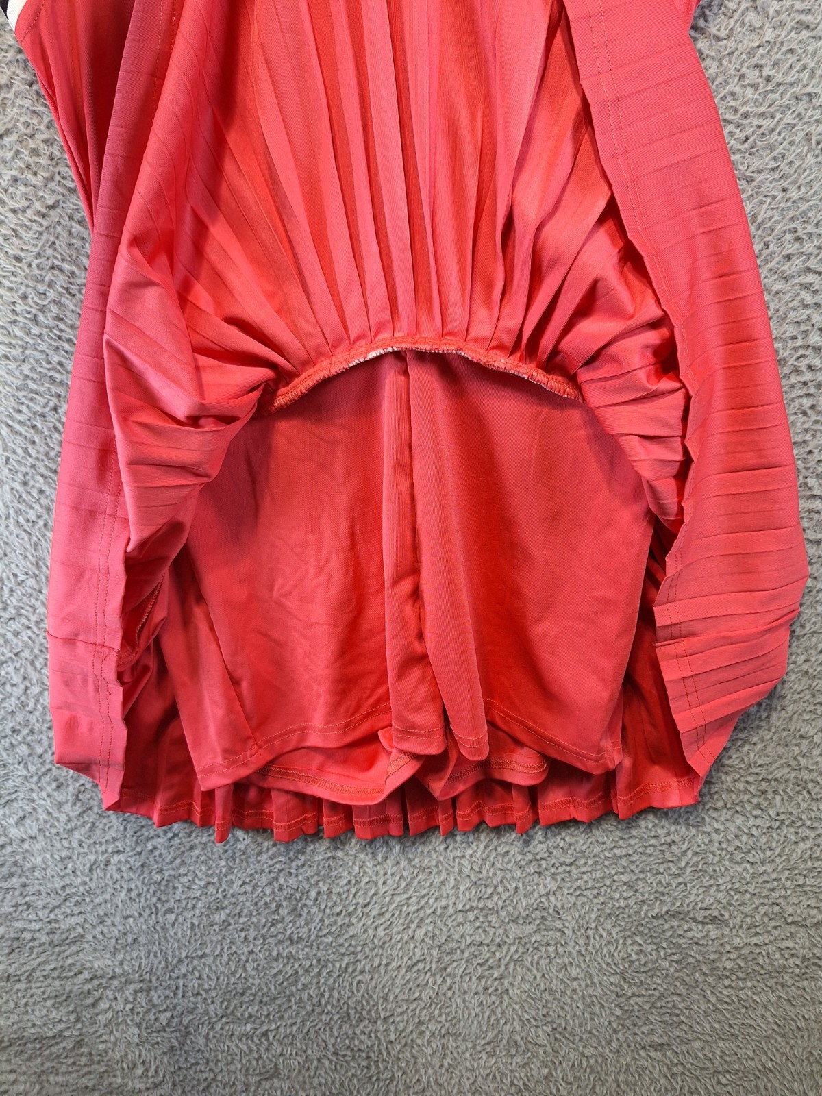 Thrill Premium Quality Skort Dress Womens M Red Cotton Stretch Pleated V-Neck