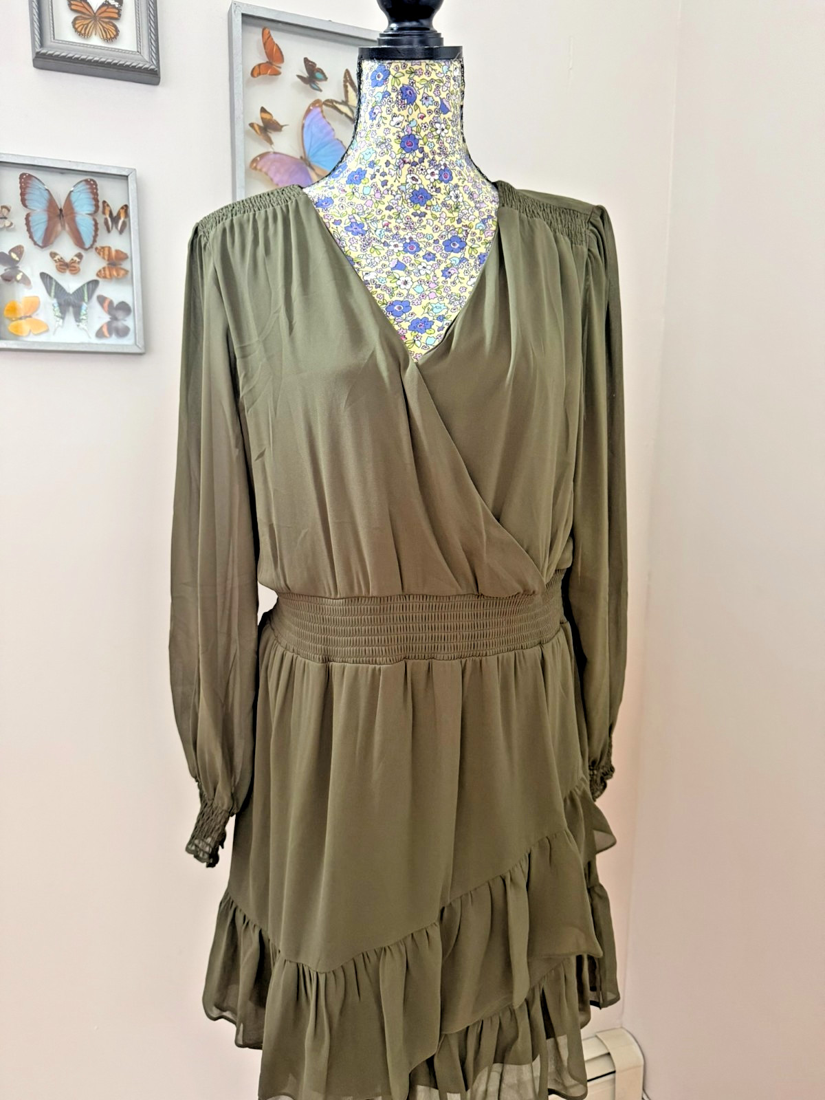 NWT Vince Camuto Women’s L Khaki Green Fit & Flare Faux Wrap Dress w Ruffle Hem