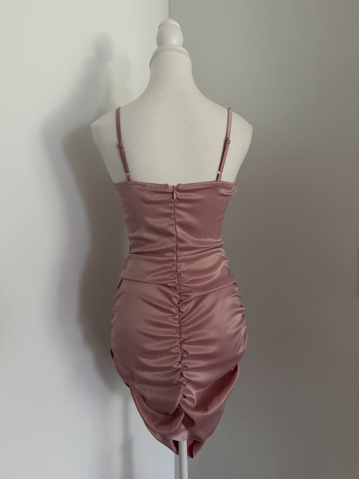 Pink Solid Satin Sweetheart Ruched Bodycon Mini Dress Zip Size S