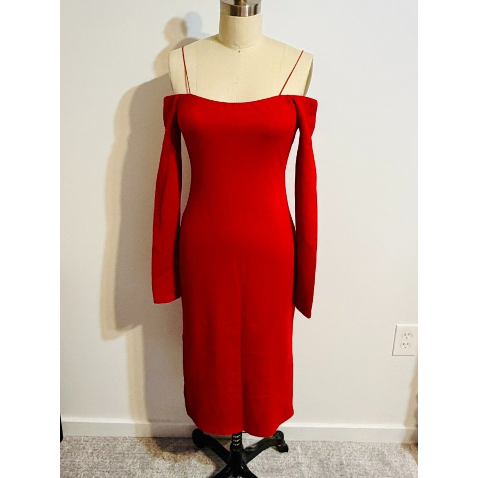 Alice +Olivia DorindaFitted Red Long-Sleeved Off the Shoulder Midi Dress, Size 4