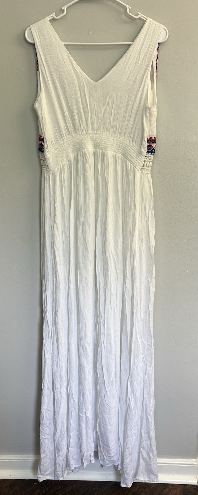 Spence Sleeveless Red/White/Blue Embroidered Crinkle Maxi Dress Size S Boho Chic