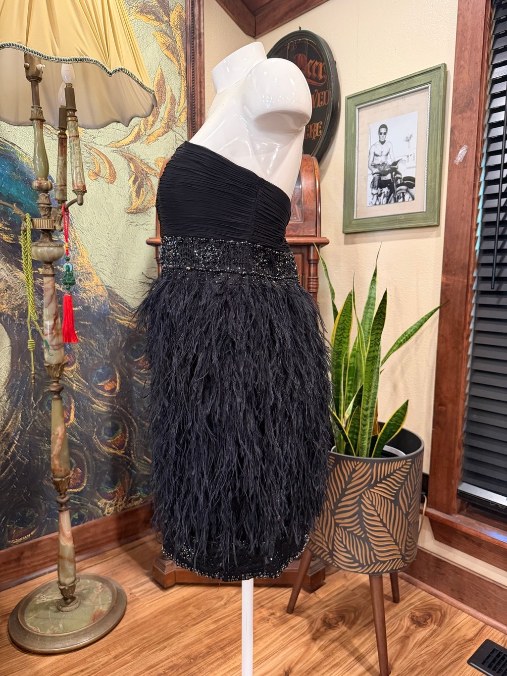 Sue Wong Black Silk Ostrich Feather Dress Beaded Cocktail Party Flapper Size 10