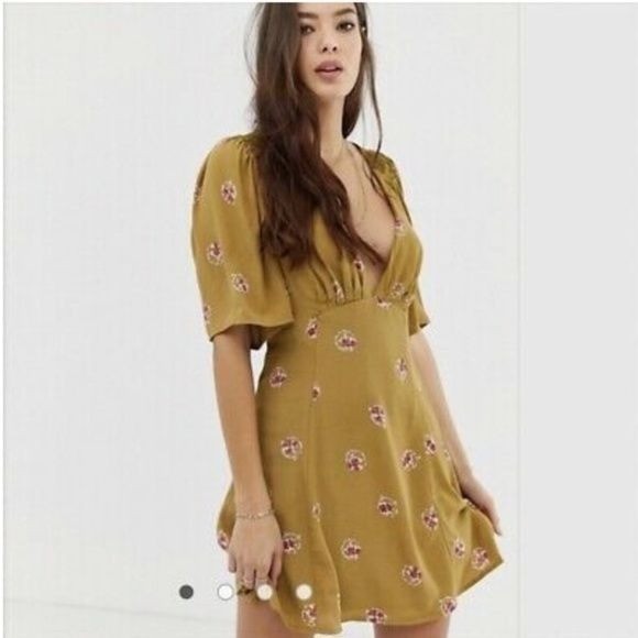 Free People Mockingbird Mini Dress Clove Comb sz 8 embroidered viscose (R426)