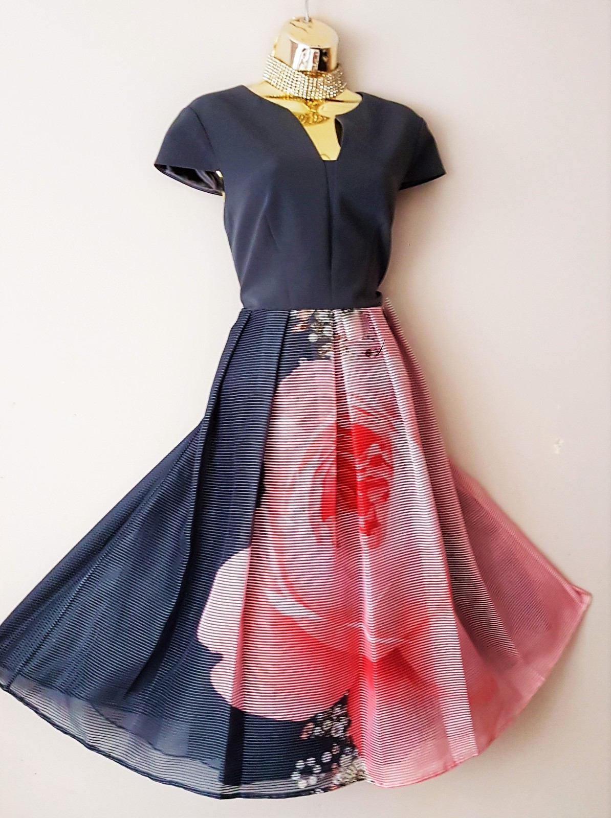 Ted Baker Noura Blenheim Palace Rose jewel Fit & Flare Evening Dress Size 12 TB3