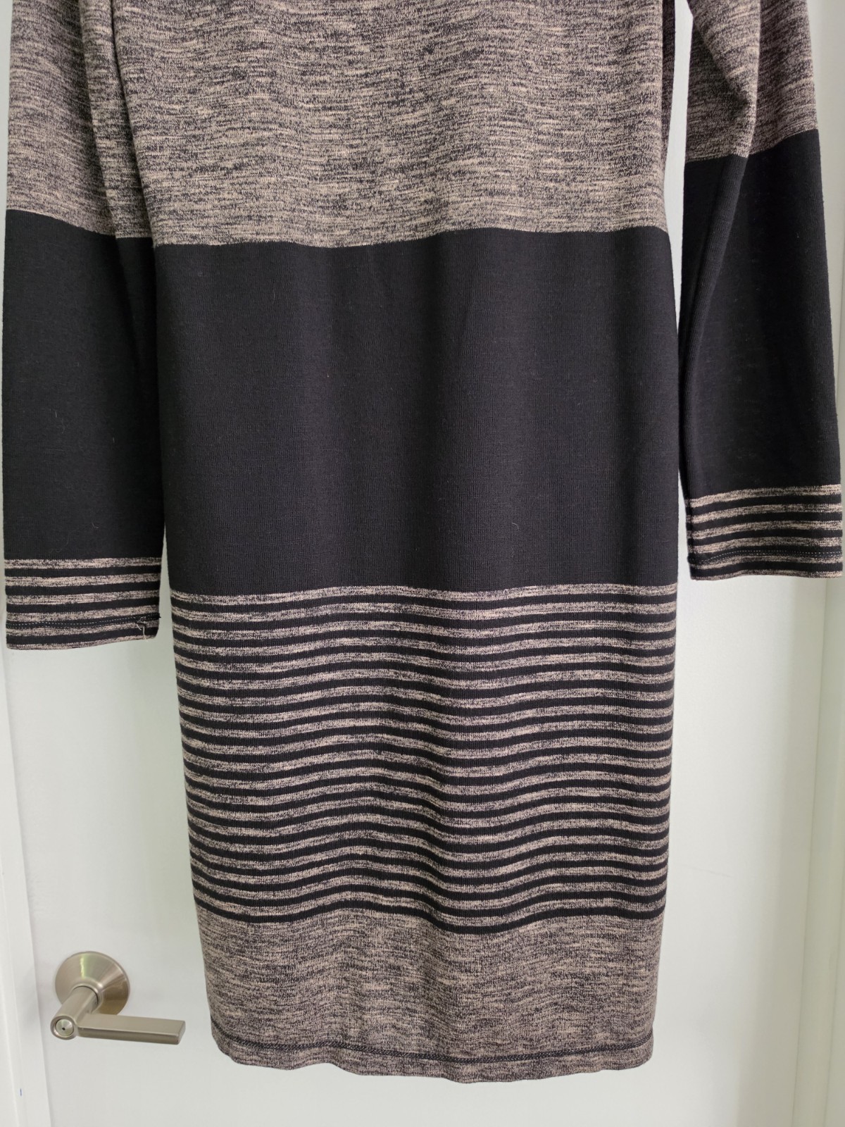 Max Studio Gray Black Long Sleeve Stretch Knee Length Sweater Dress Size Large