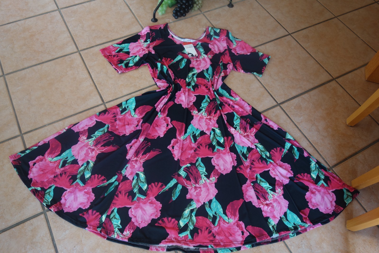 MAGNA Dress Spring Summer 44 46 NEW Pink Tones Floral Stretch A-Line LAGENLOOK