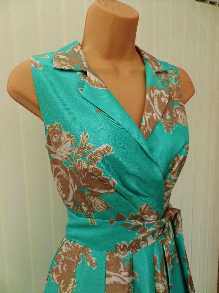 ELIZA J TURQUOISE GOLD IVORY FLORAL SATEEN 50’S PLEAT FLARE MIDI DRESS 8 NWOT