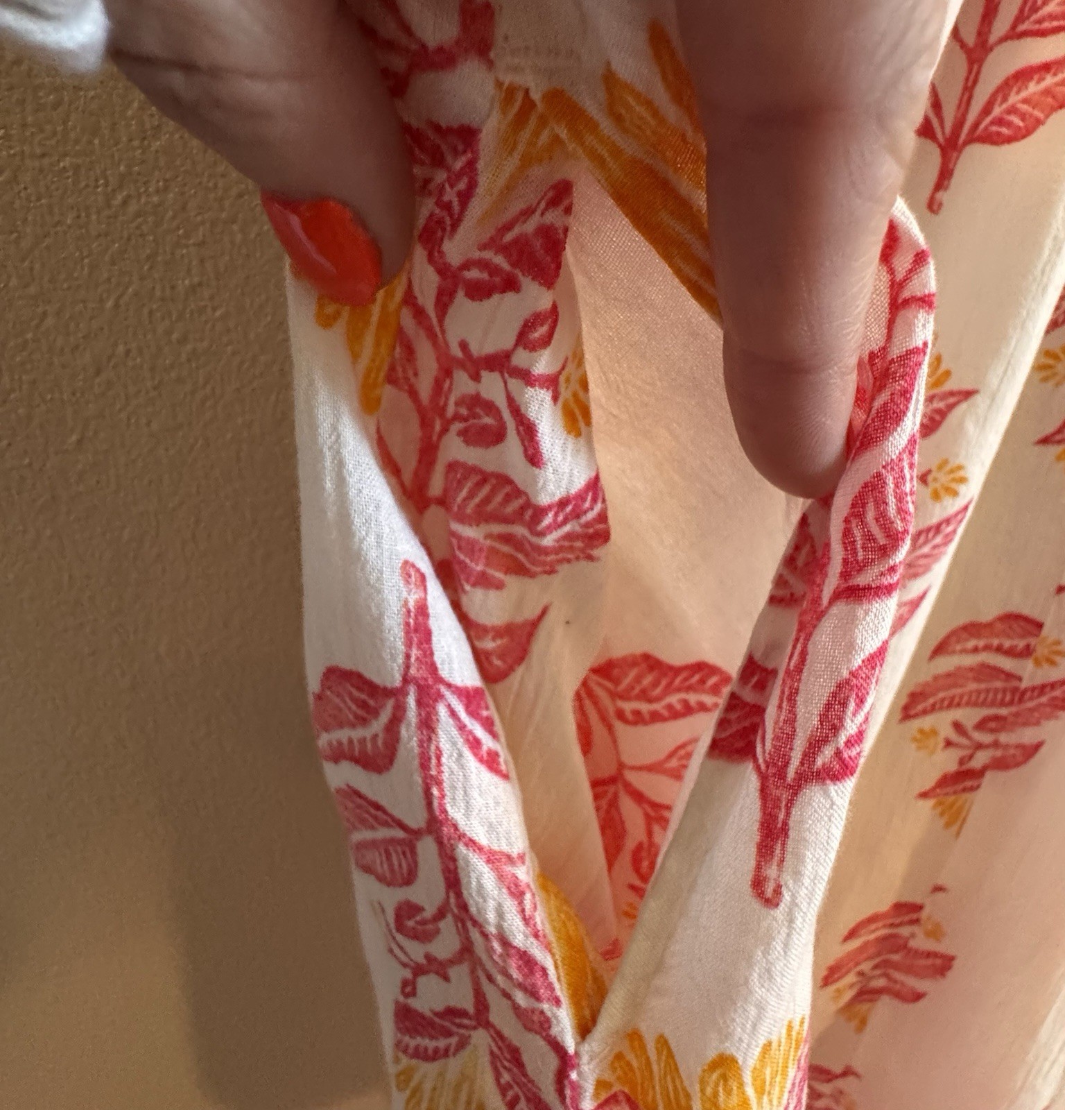 Old Navy White Pink Yellow Floral V-Neck Strappy Midi Sundress Pockets M