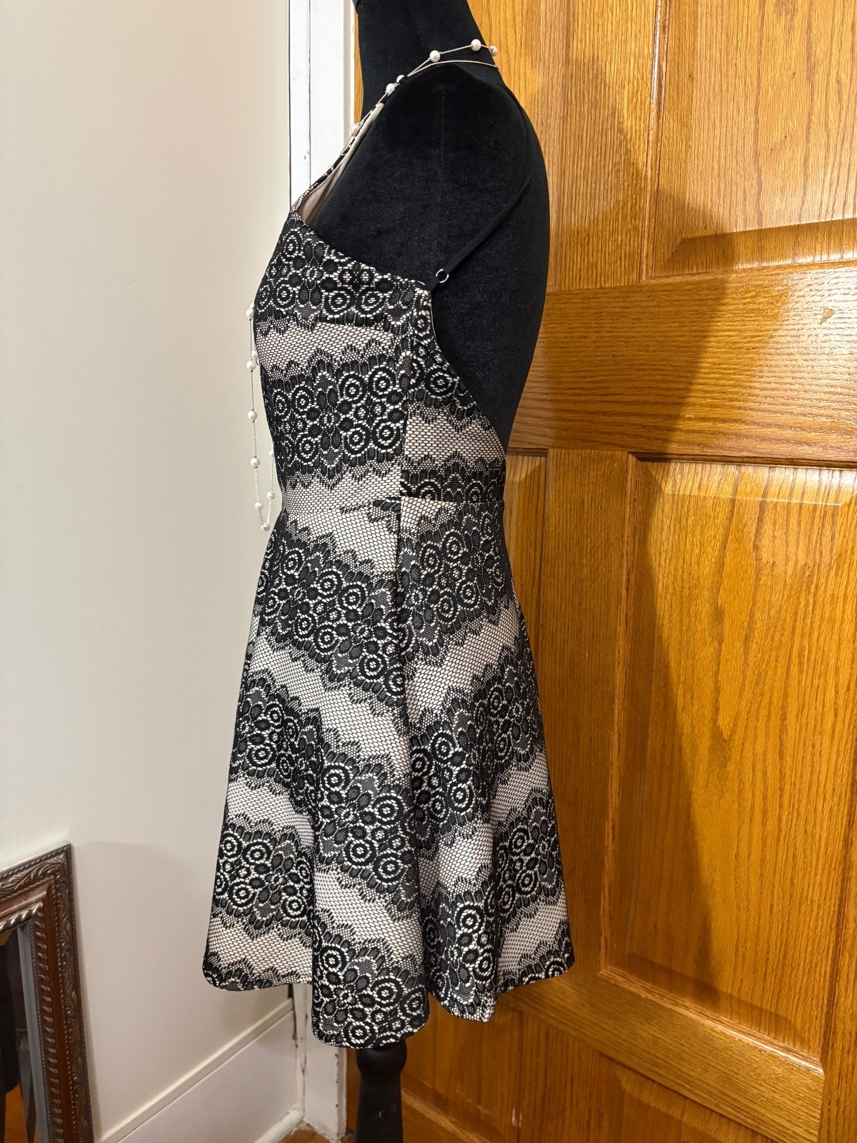 Parvenue Black & Ivory Lace Fit & Flare Skater Dress LG 11/13 Sleeveless