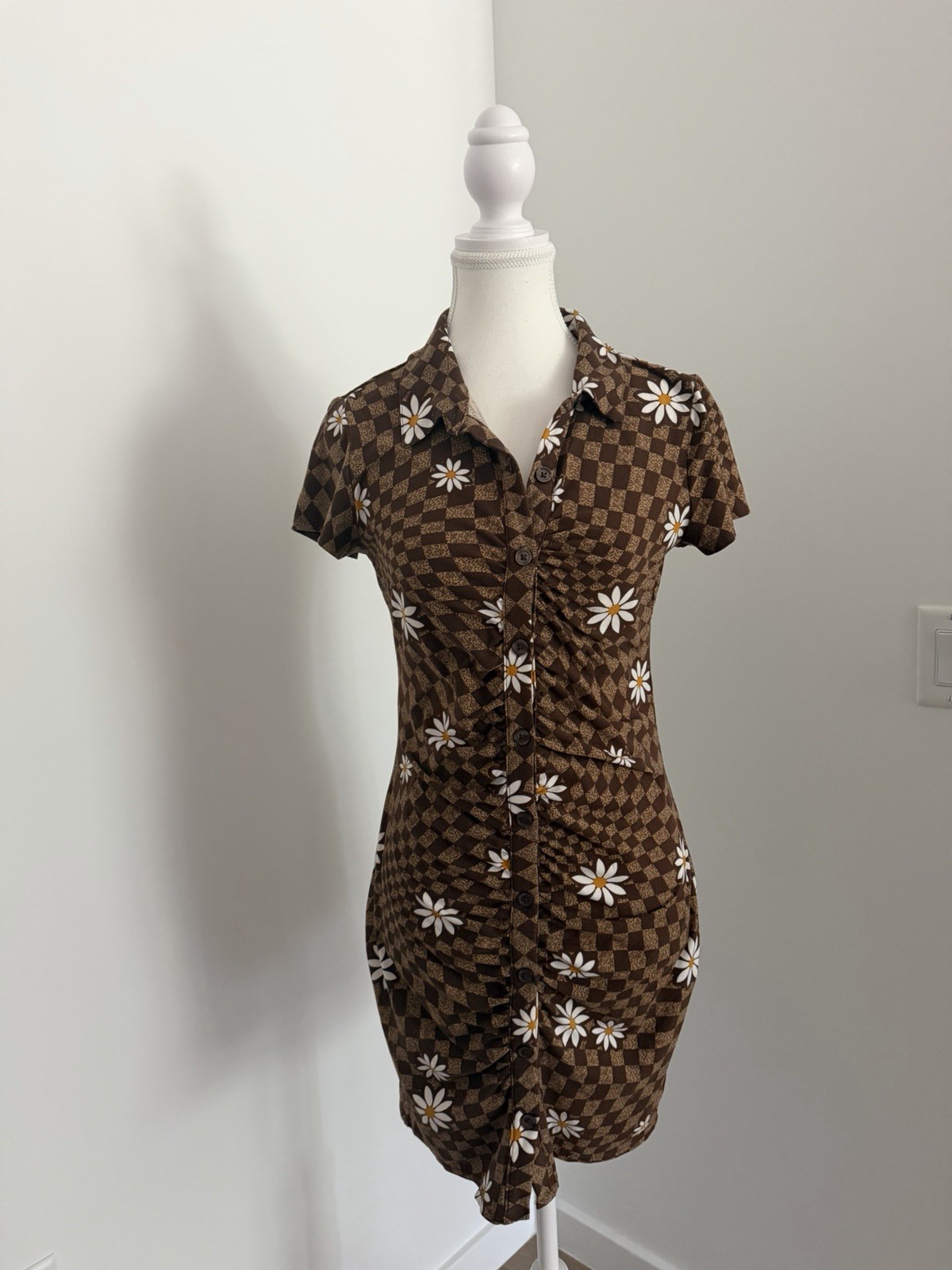 No Boundaries Brown Check Daisy Floral Mini Shirt Dress Collared Button Front M