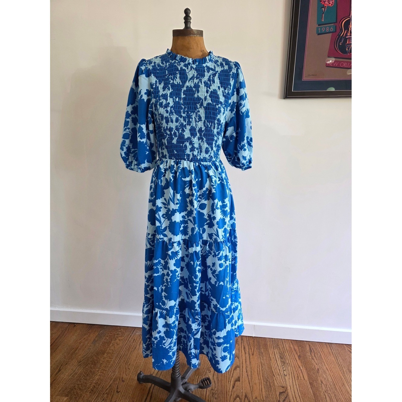 NWT Sugarlips Stitchfix Blue Floral Smocked Midi Dress Size S