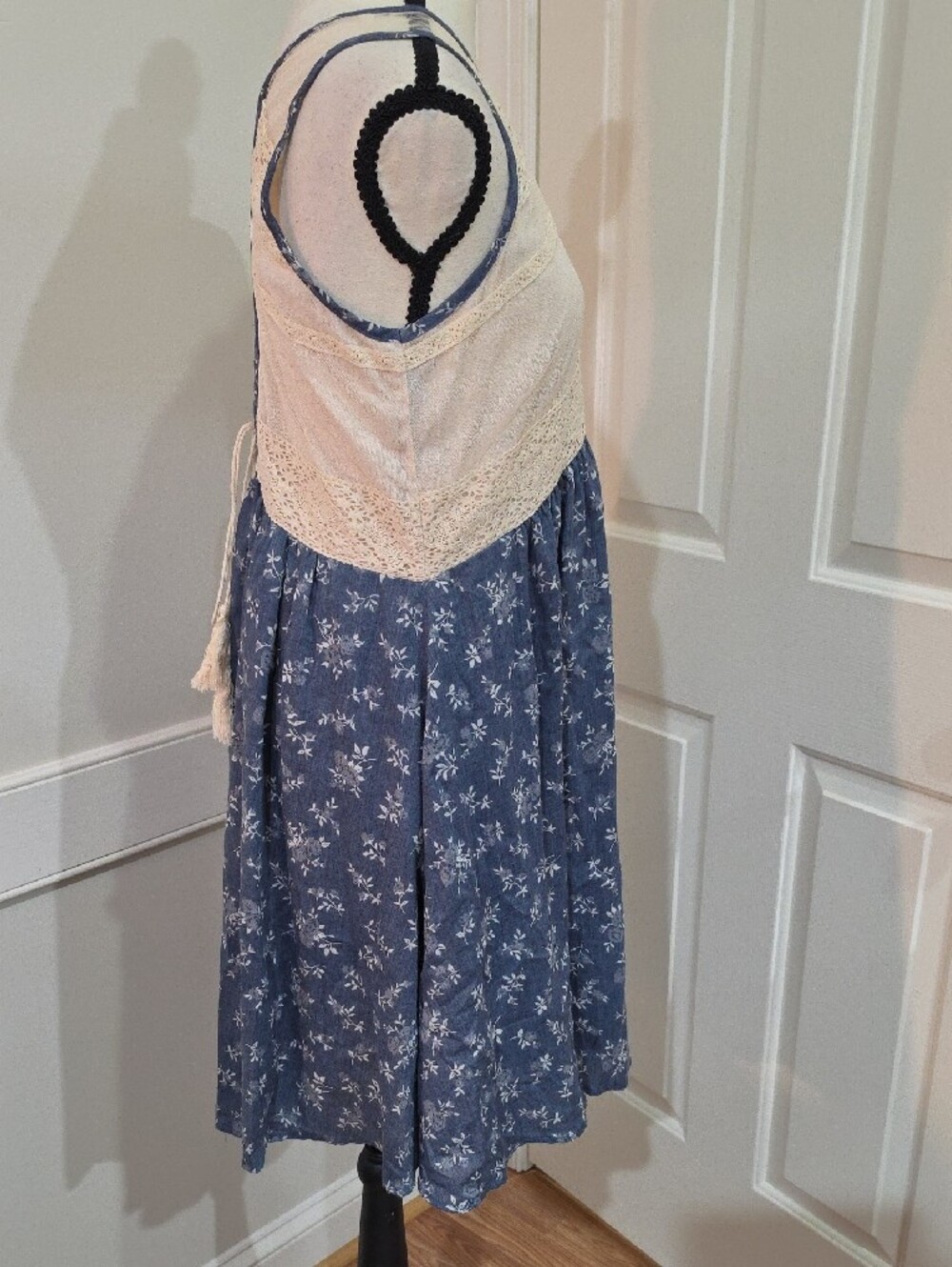 RYU Boho Cottagecore Blue Floral Lace-Up Corset-Back V-Neck Sundress – Size M
