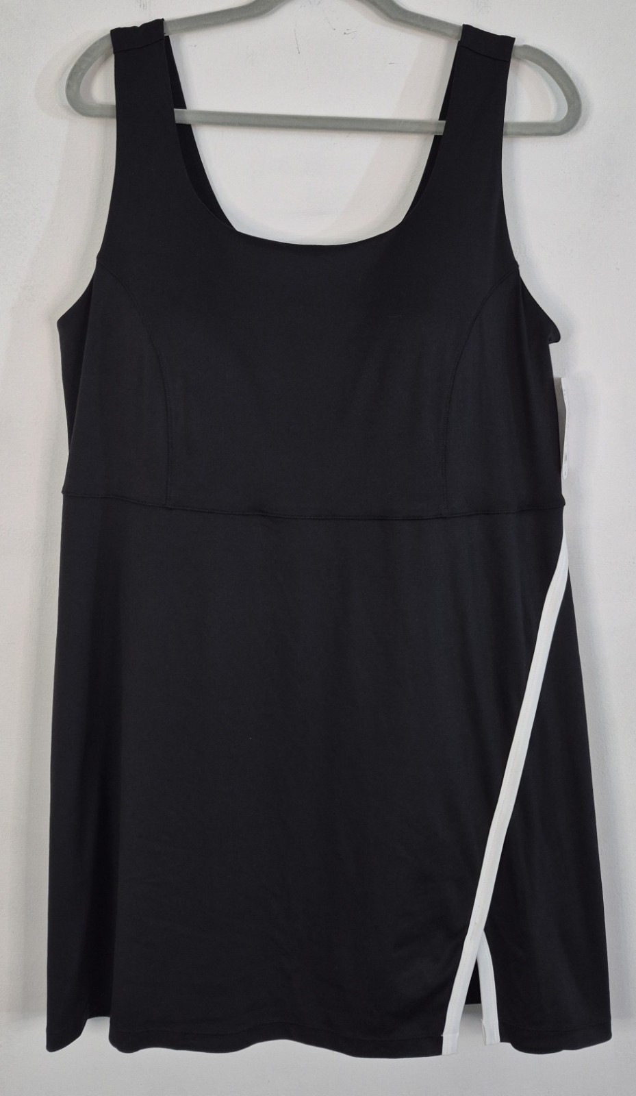 NWT Xersion Womens EverUltra-Lite Regular Fit Dress Size 0X Black/White MSRP $55
