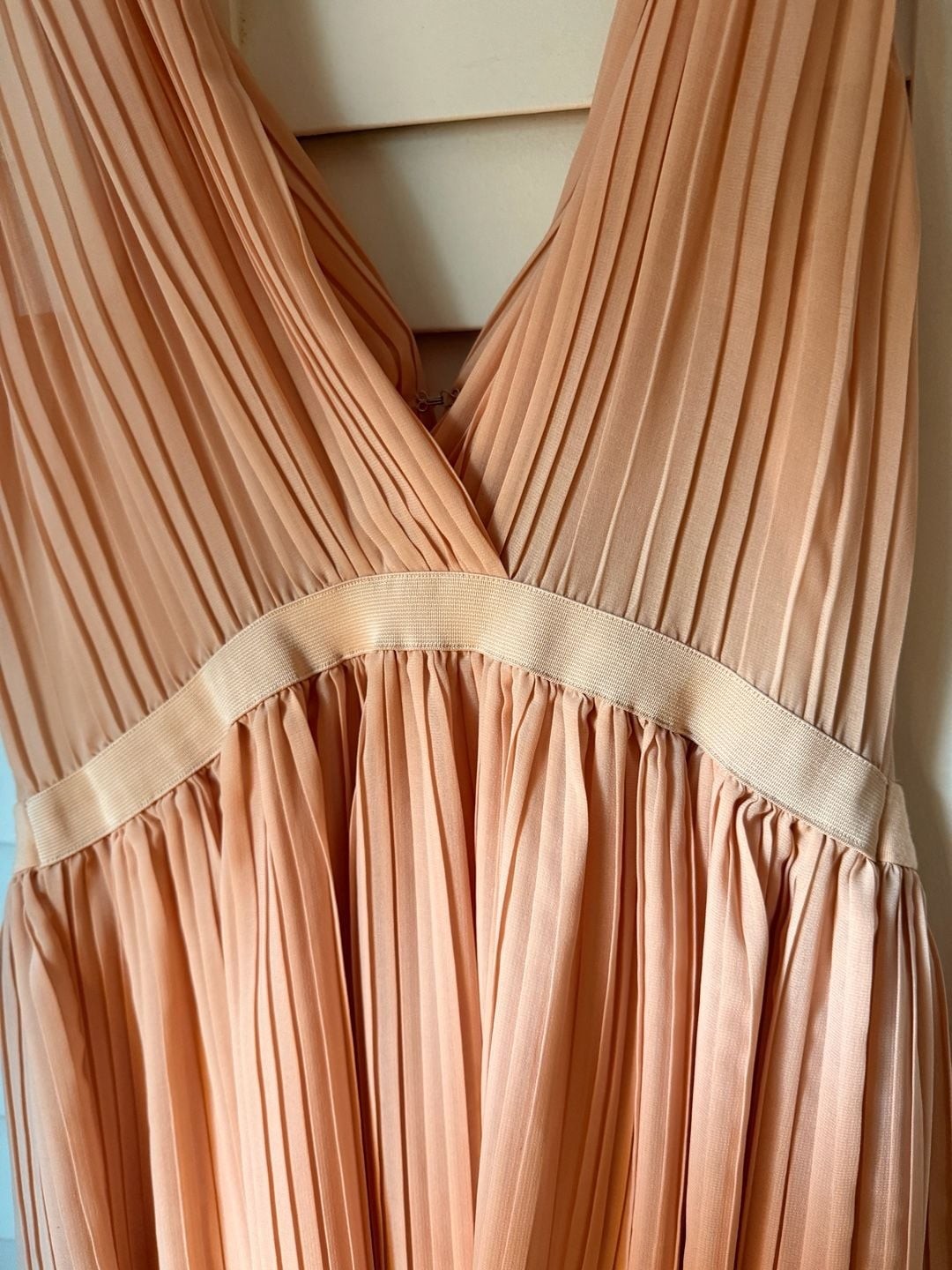Maje Peach Pleated V-Neck Sleeveless Midi Dress