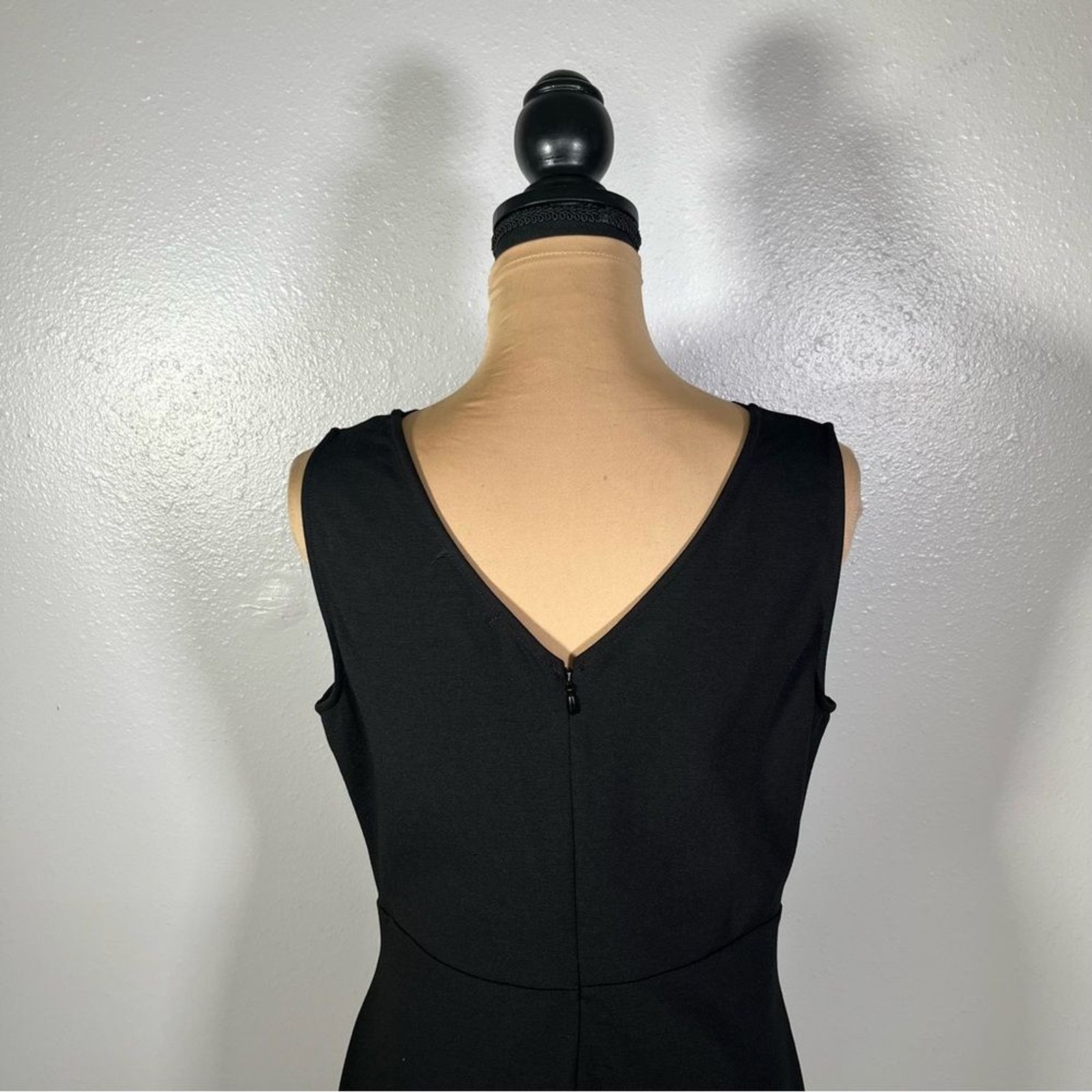 NWT Black scallop stretch bodycon mini dress L cocktail LBD feminine date night