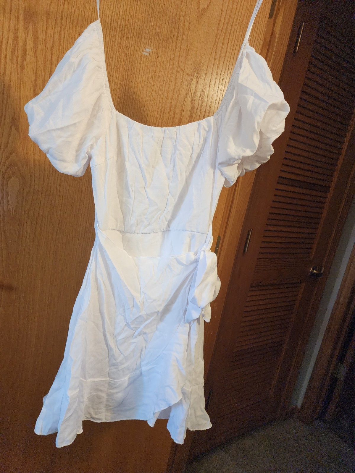 Trixxi Los Angeles White Puff Sleeve Square Neck Short Wrap Sundress M Bow