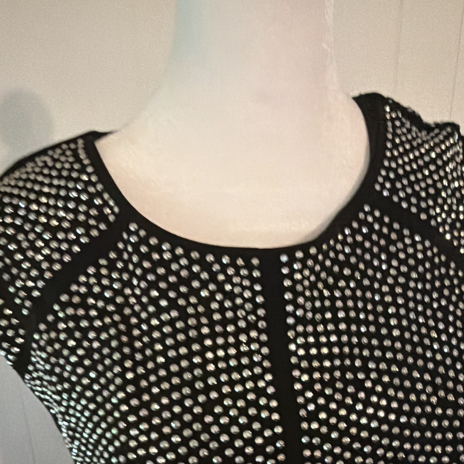 Etcetera Black Silver Rhinestone Sheath Dress 6 Round Neck Cap Sleeve Knee