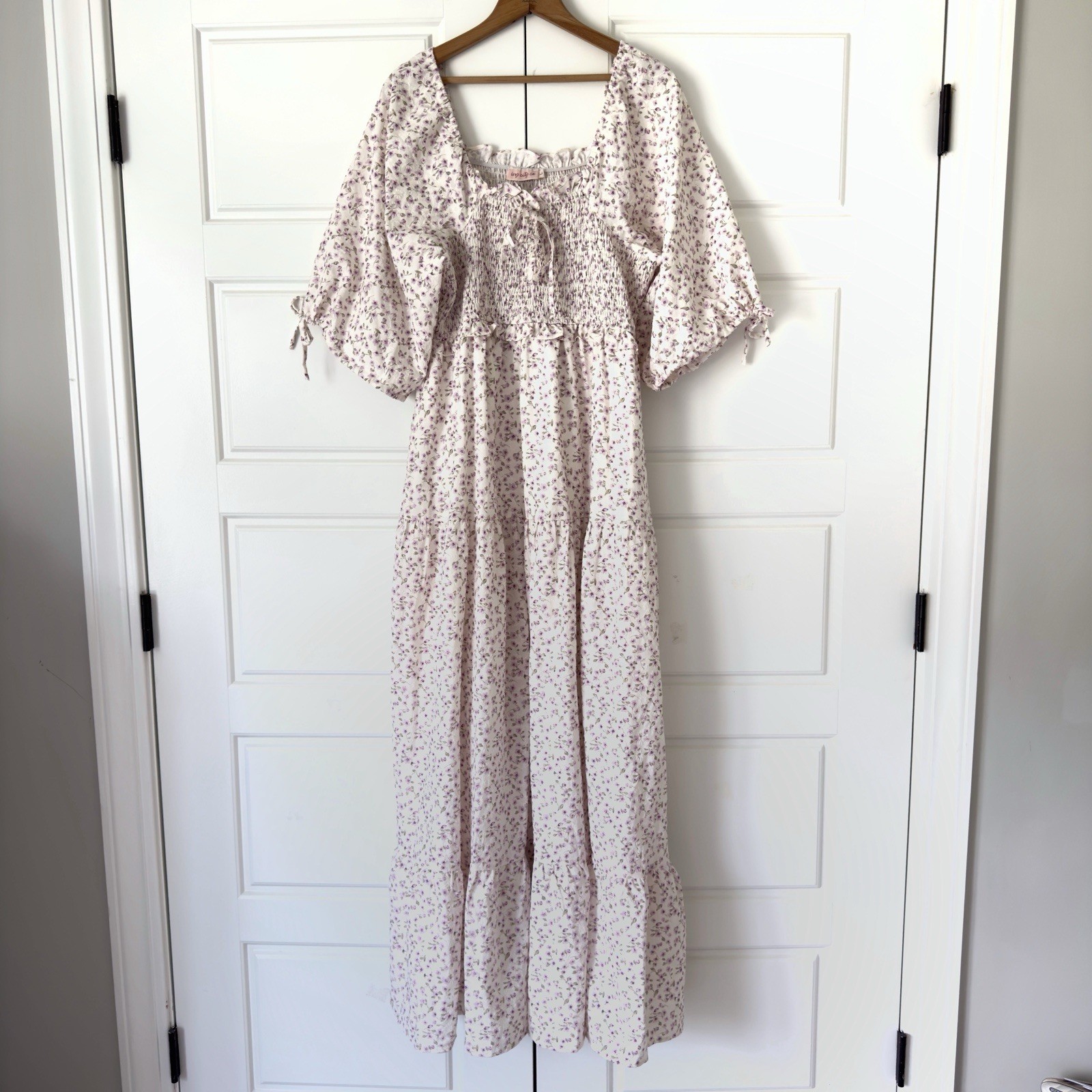 Ivy City Co Floral Maxi Dress L Lilac Cream Tiered Smocked Romantic Cottagecore