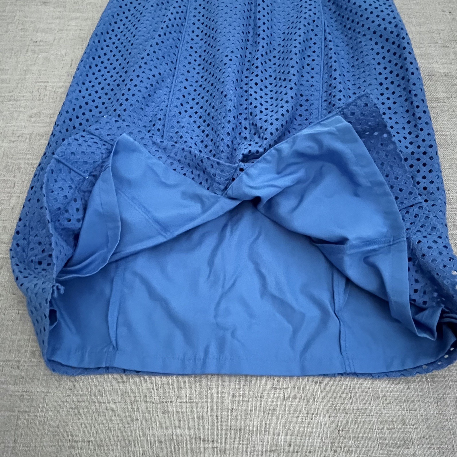 Talbots Shift Sheath Dress Periwinkle Blue 6 Laser Cut Lined Office Garden Guest