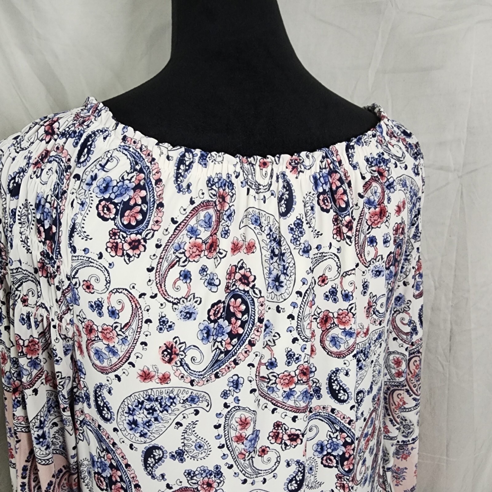 CATO Size Medium Pink Blue Paisley Smocked Off Shoulder Lined Shift Dress Pocket