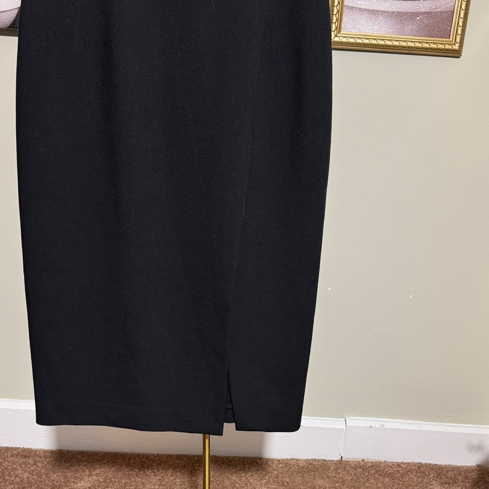 EUC Versatile BCBGMaxAzria Two-Tone Black and Light Pink Midi Dress