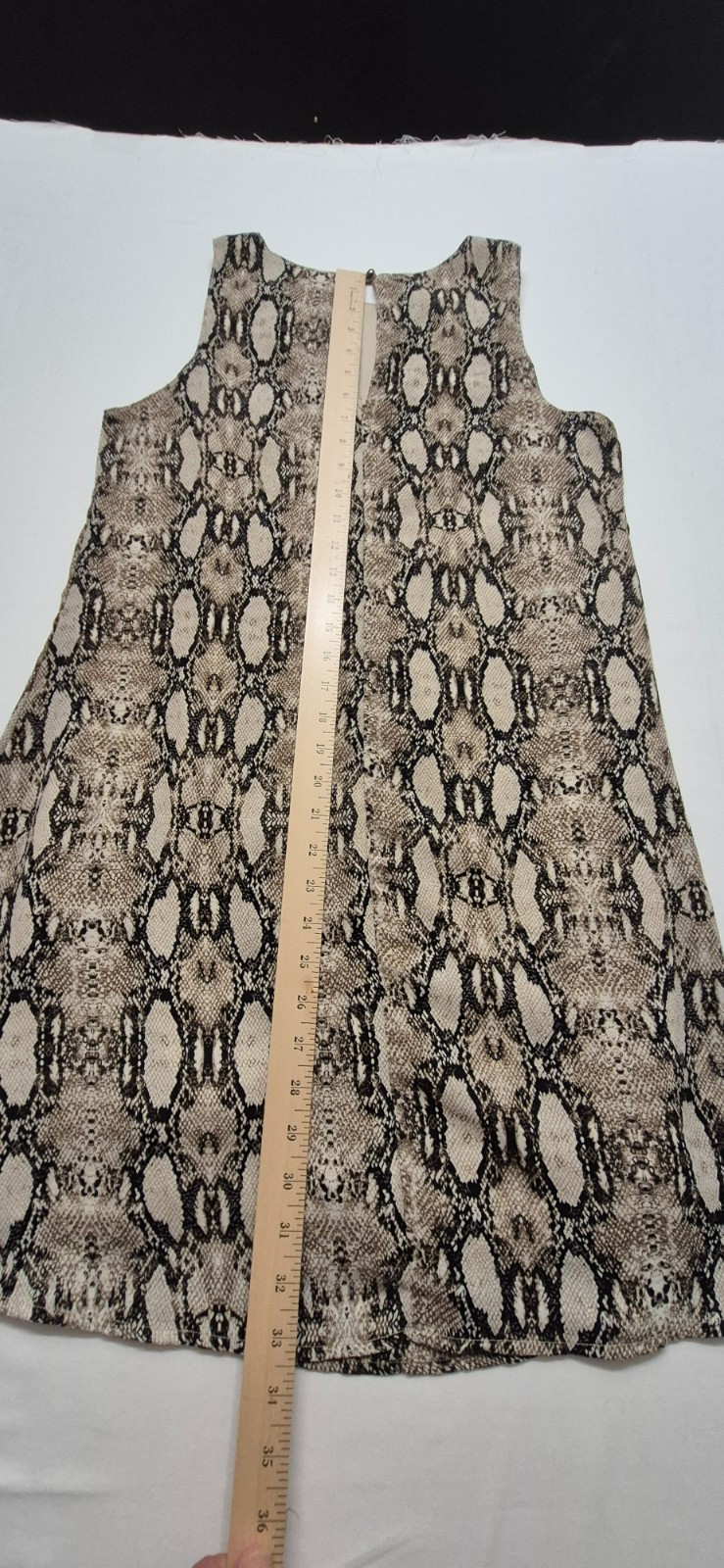 Caramela women’s python snake print A-line fully lined sleeveless dress sz. S