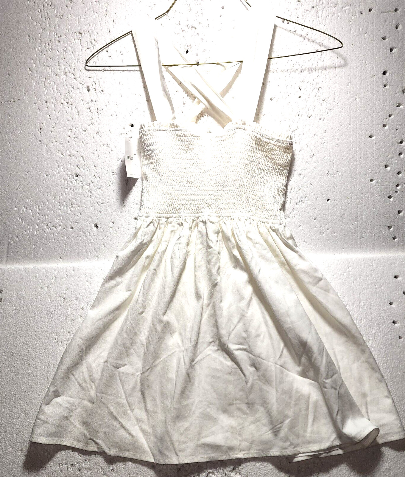 Forever 21 Dress Womens Medium White Pleated Top Sleeveless Shoulder Straps NWT