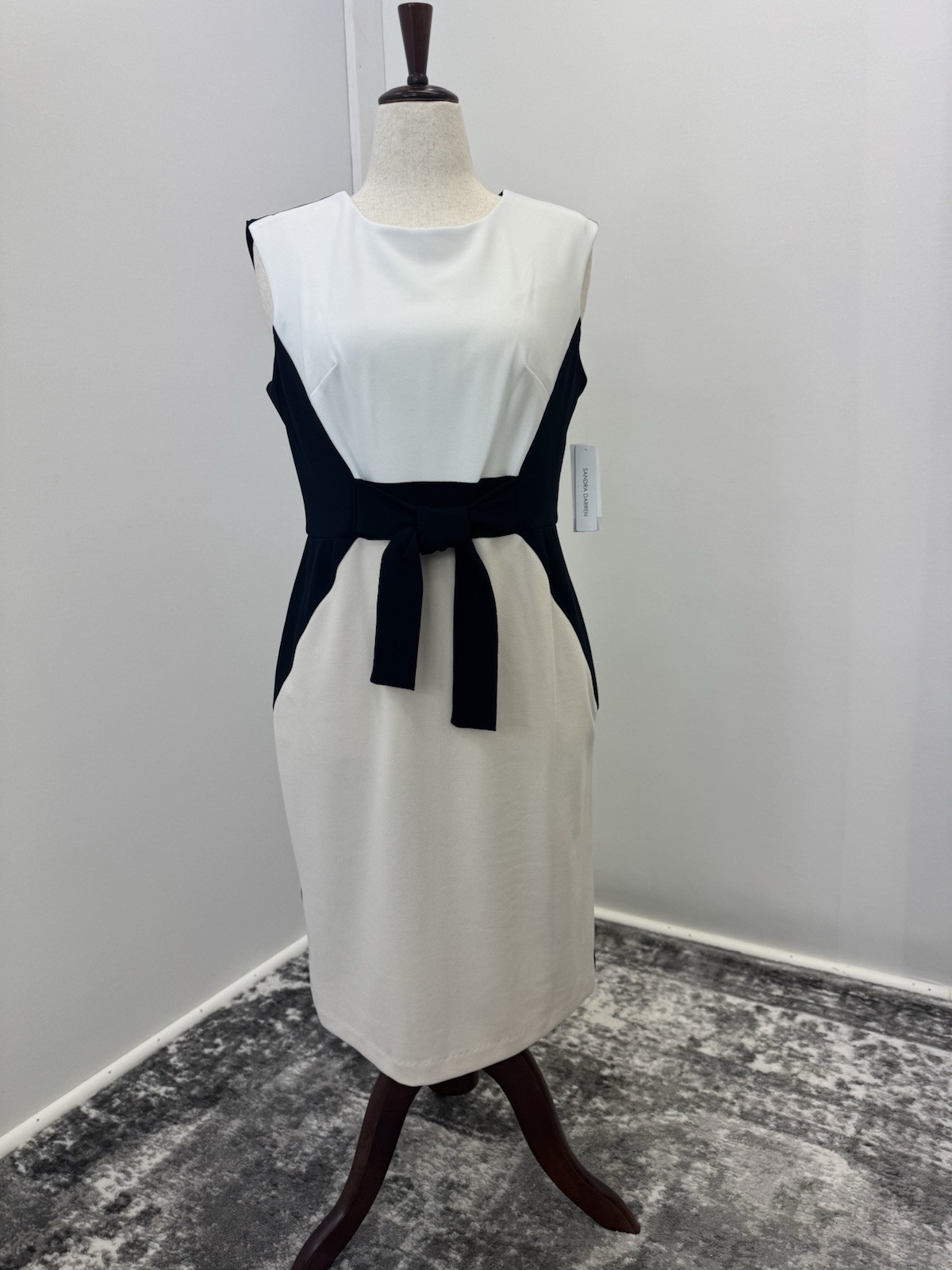 NWT ColorBlock Sleeveless Dress: Ivory, Navy, & Cream By Sandra Darren, Size 12