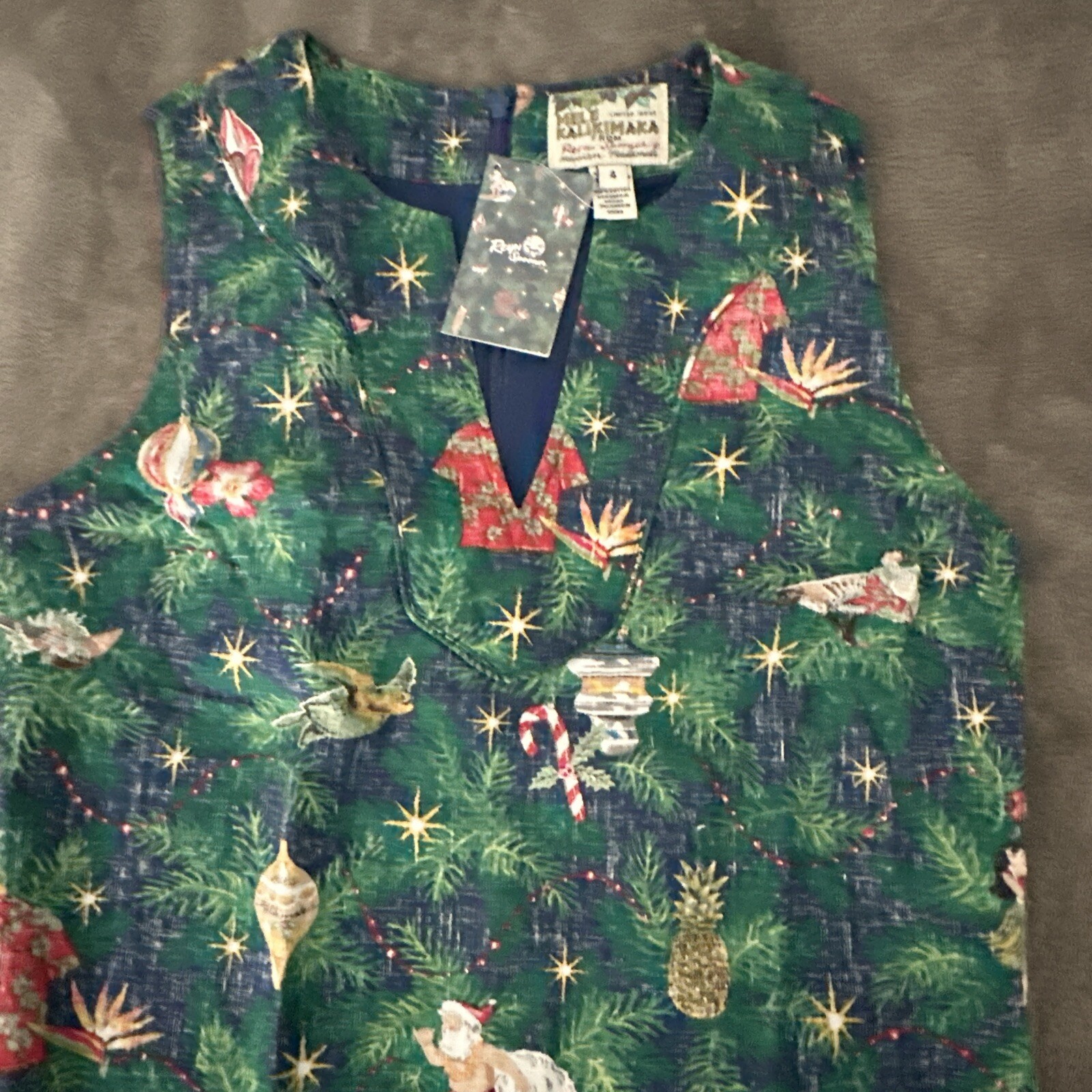 NWT 2022 REYN SPOONER Christmas Mele Kalikimaka Zipper Size 4 Women’s Dress