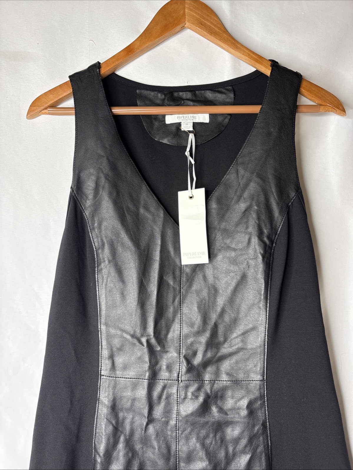 Piperlime Faux Leather Ponte V-neck Shift Dress Edgy Goth Mob Wife Black Medium